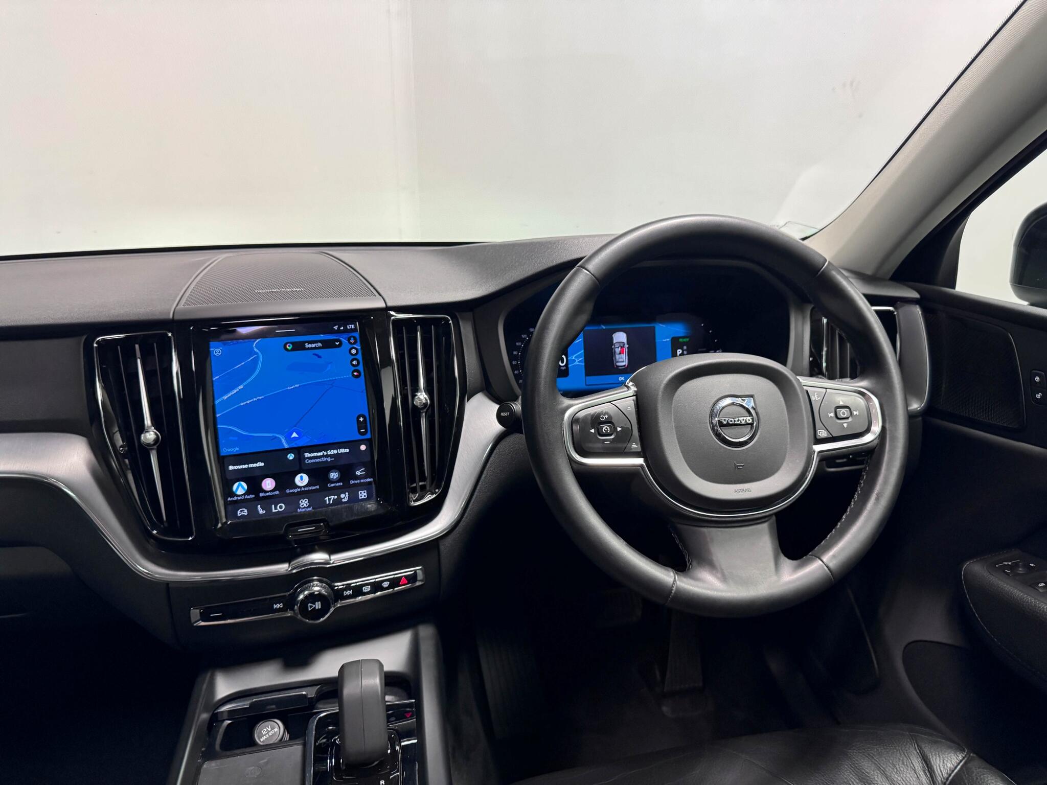 Volvo XC60 view 33