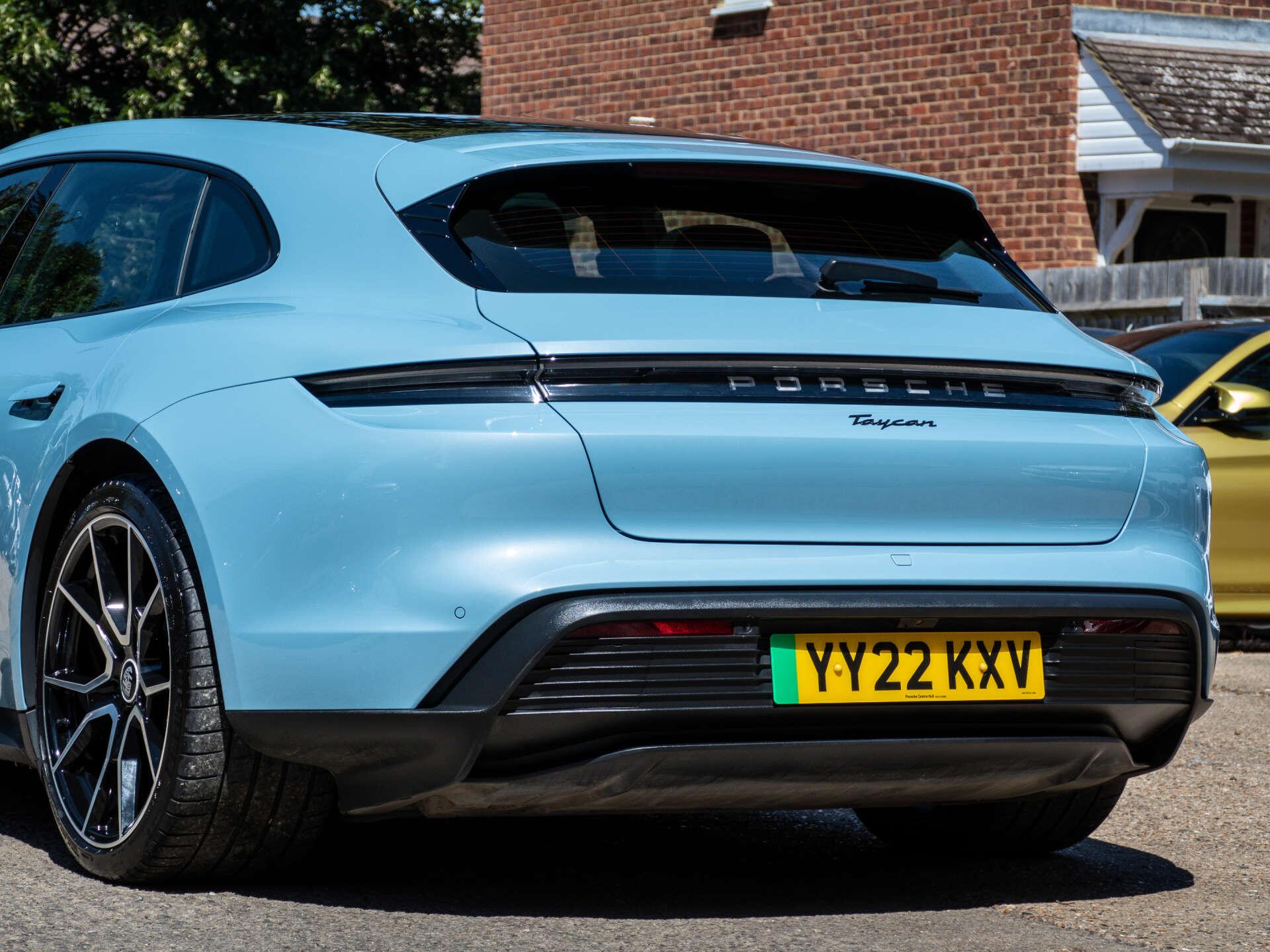 Porsche Taycan view 16