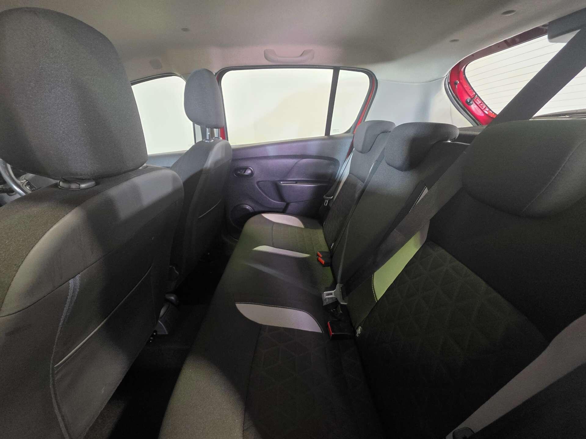 Dacia Sandero view 44