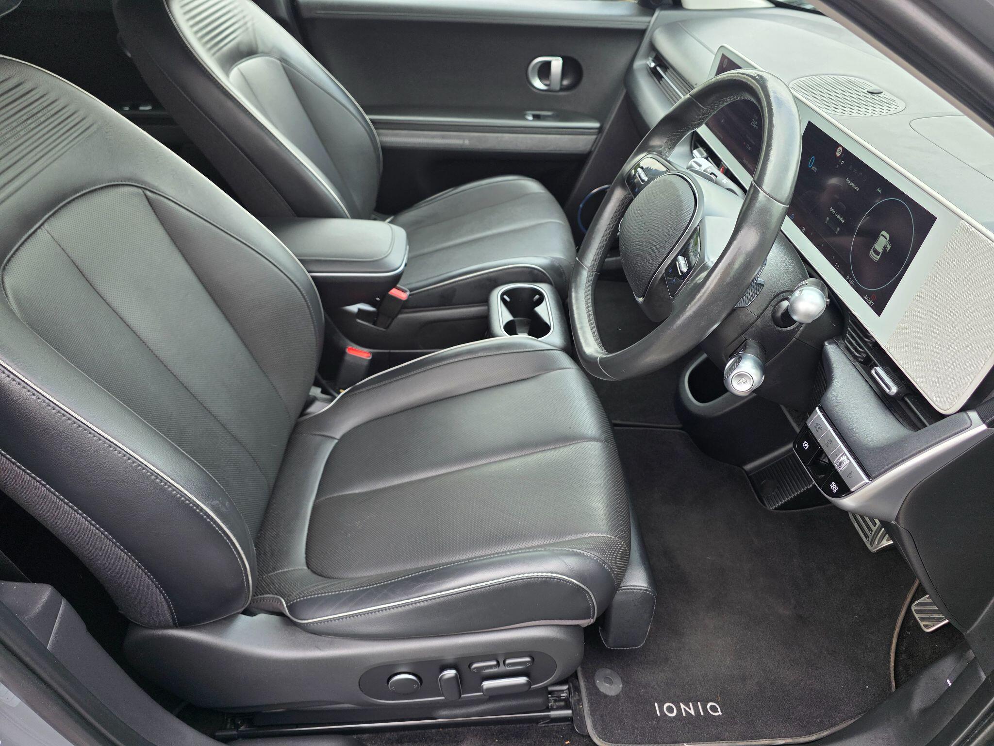 Hyundai Ioniq 5 view 10