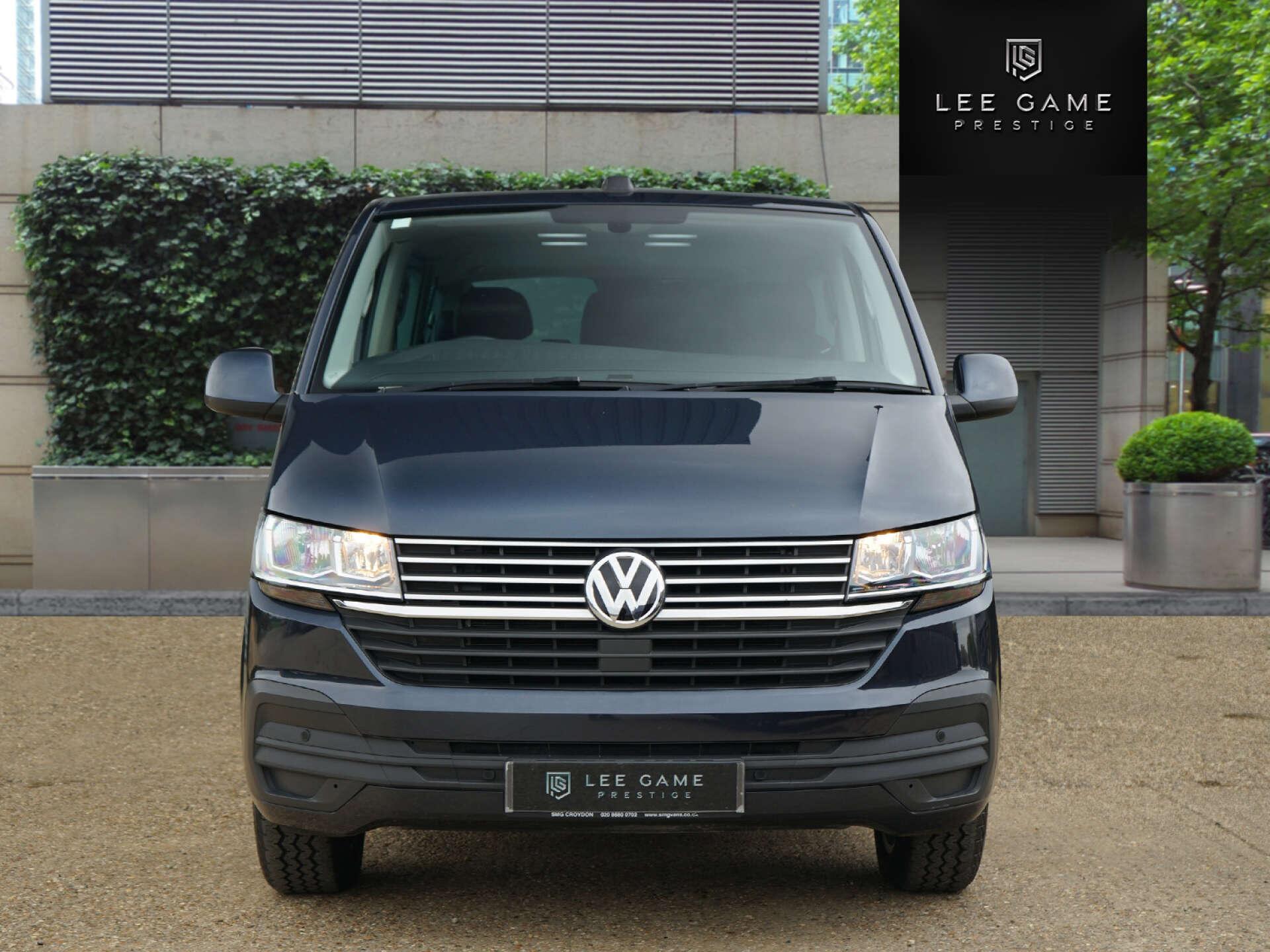 Volkswagen Transporter view 2