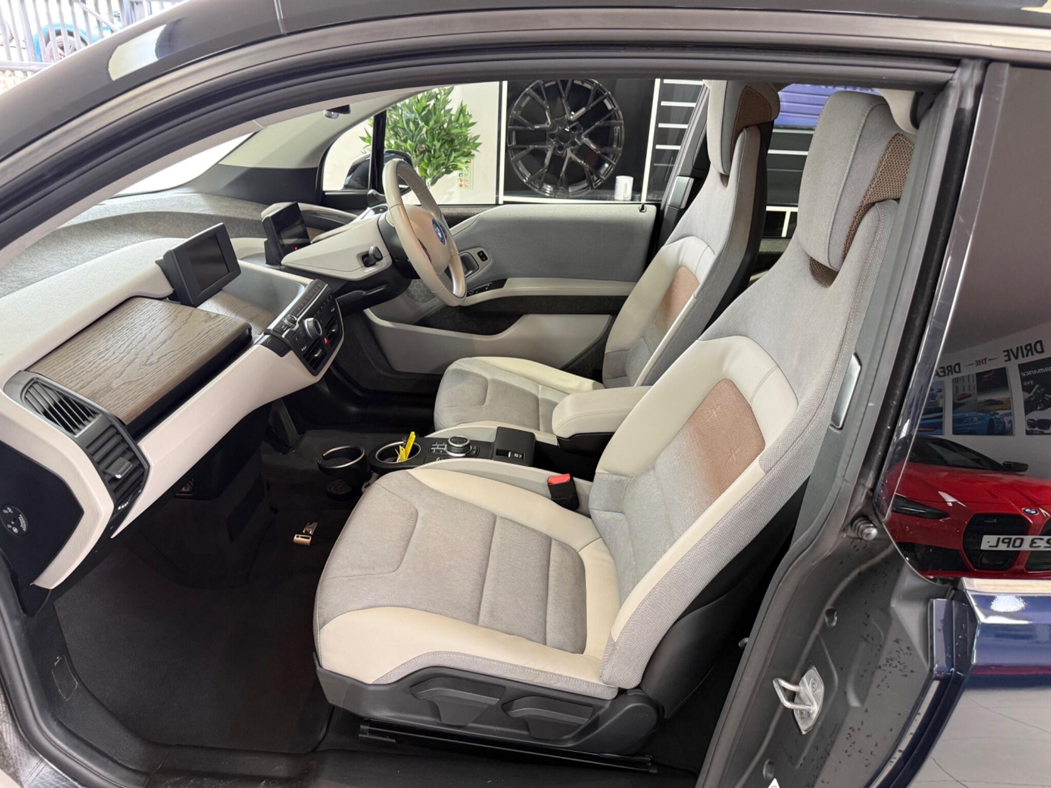 BMW I3 view 34