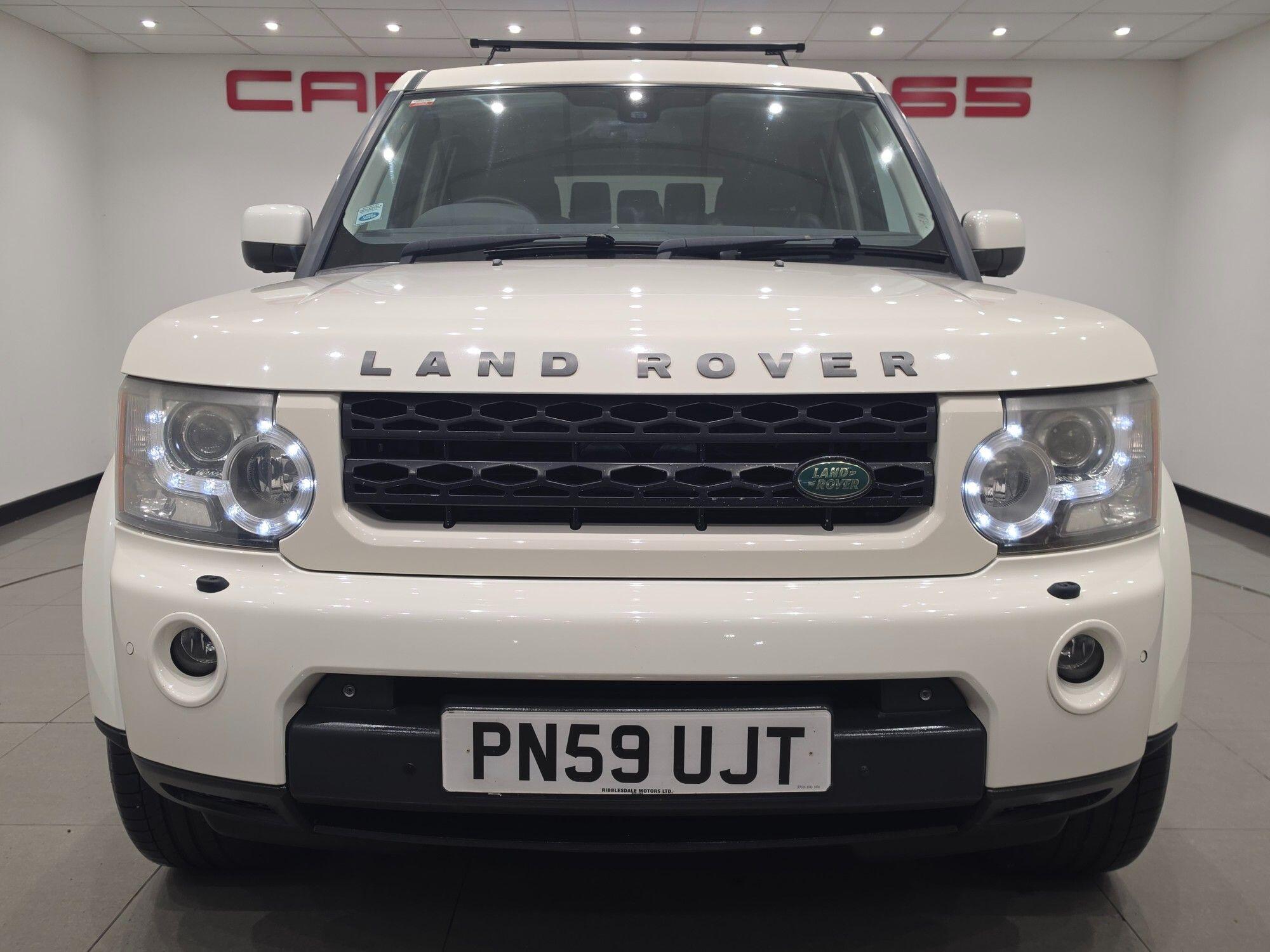 Land Rover Discovery view 12