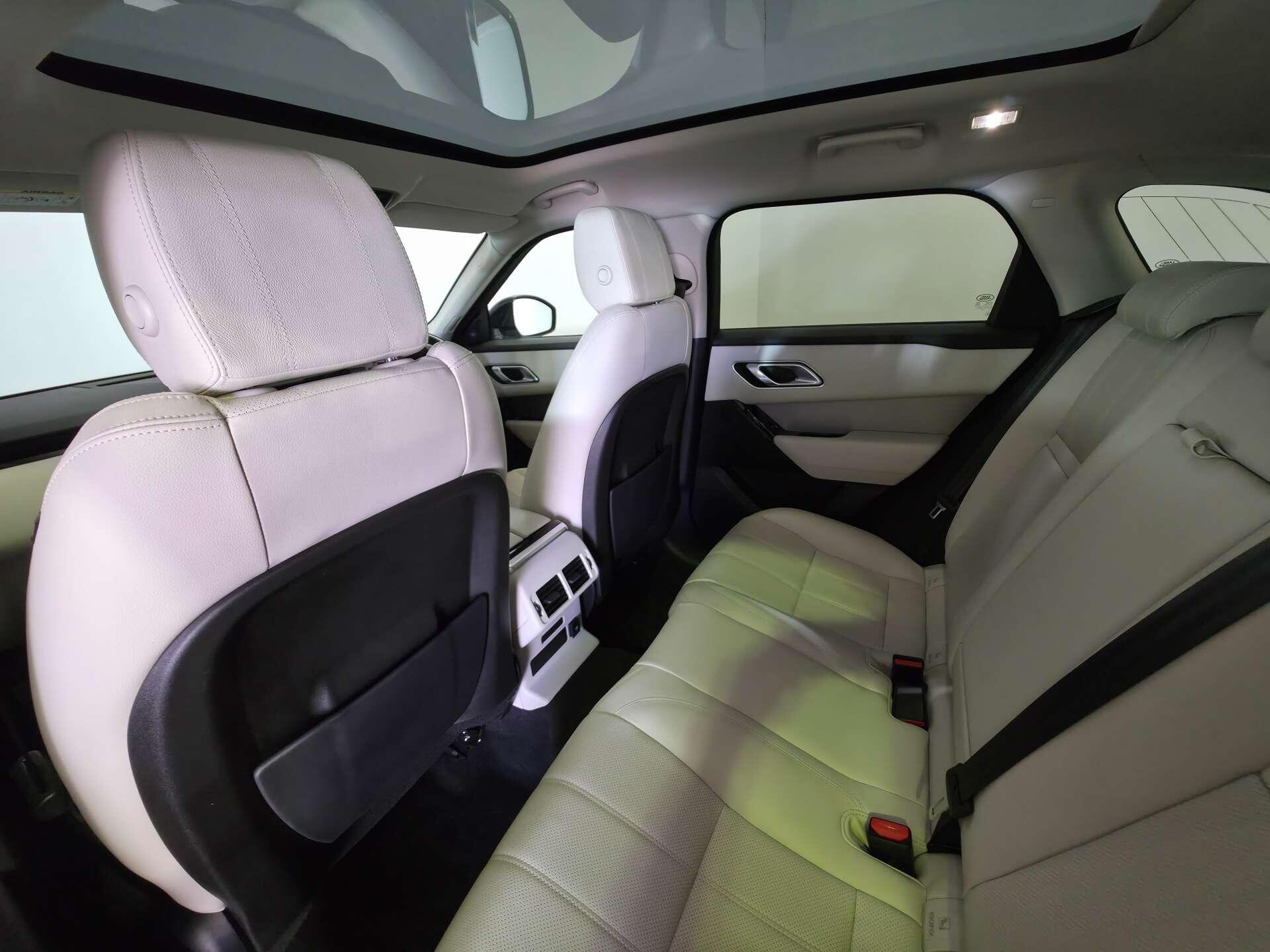 Land Rover Range Rover Velar view 68