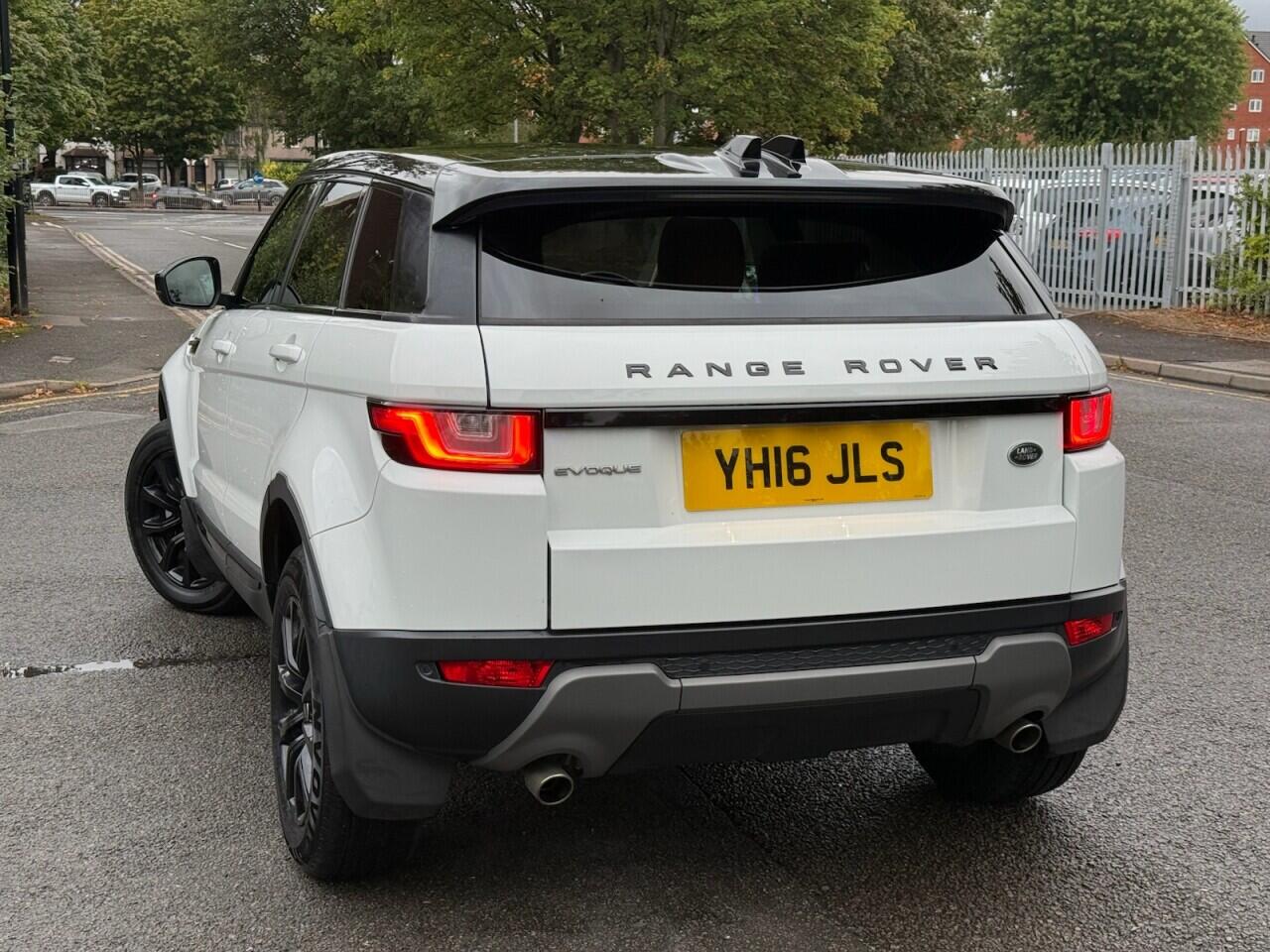 Land Rover Range Rover Evoque view 5