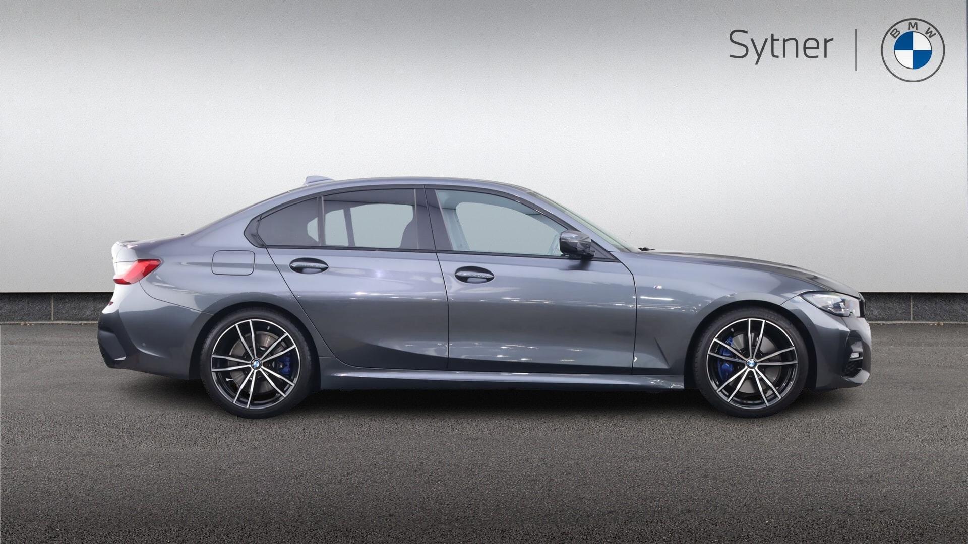 BMW 3 Series view 3