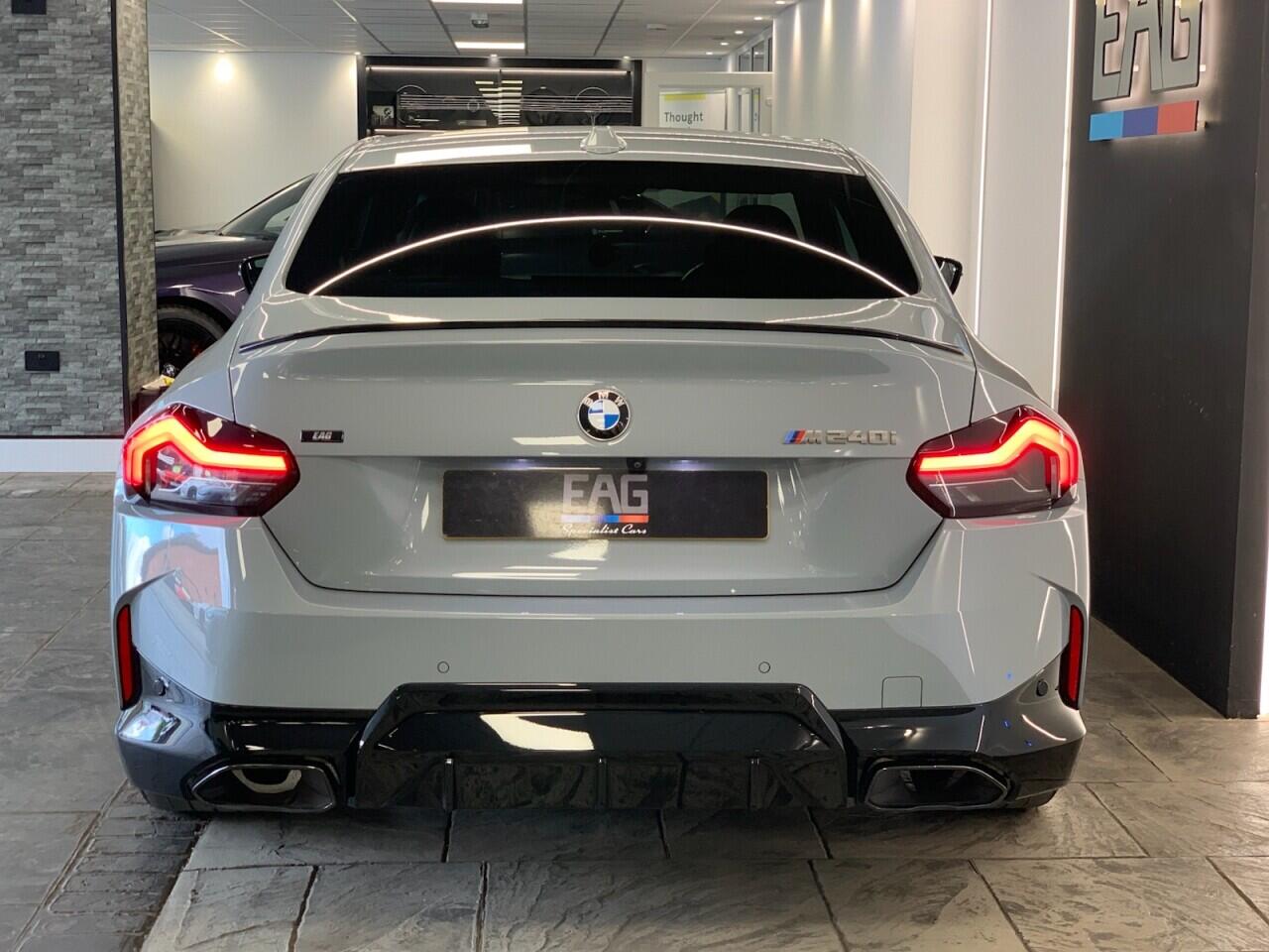 BMW 2 Series view 7