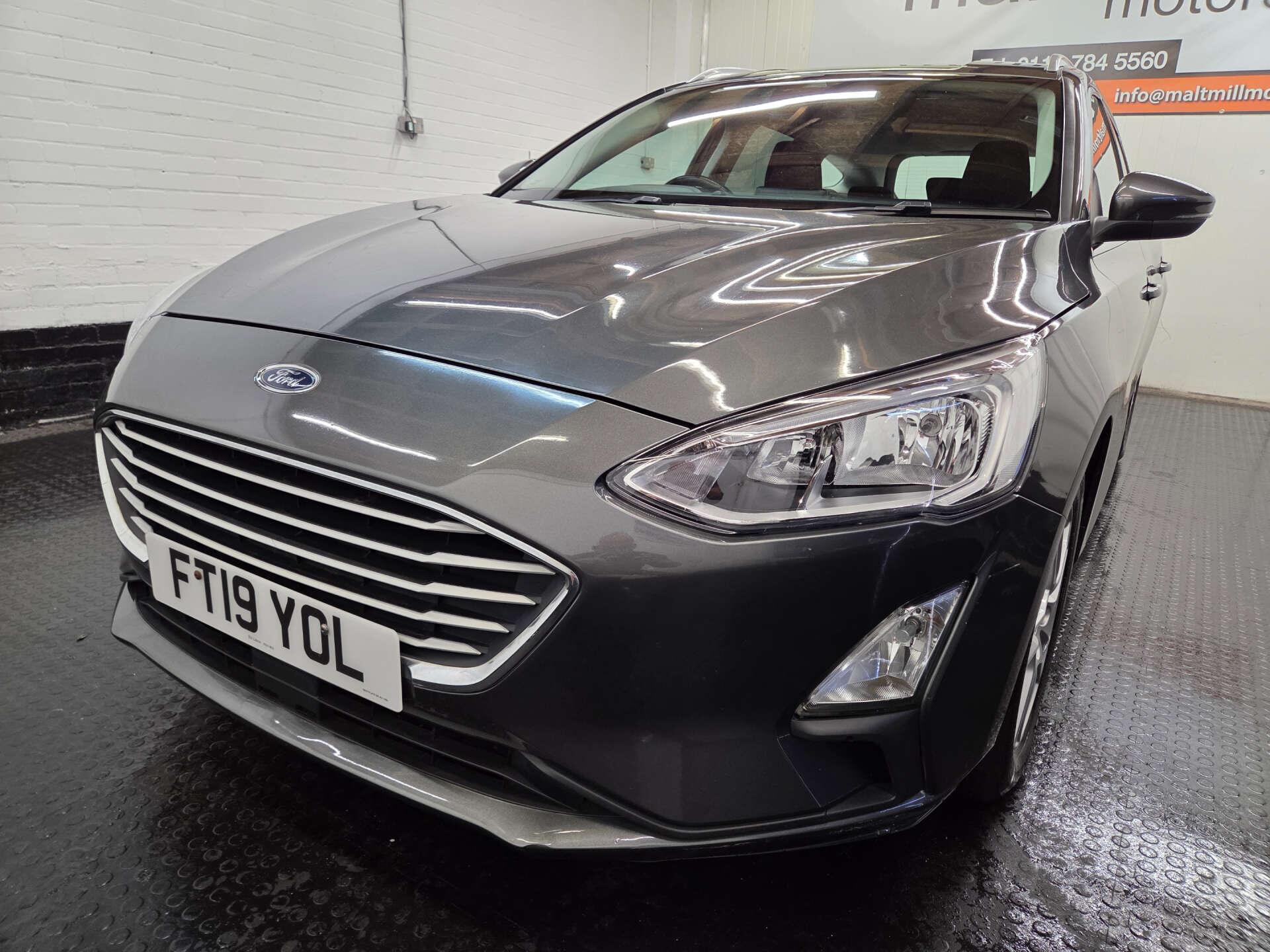Ford Focus view 4