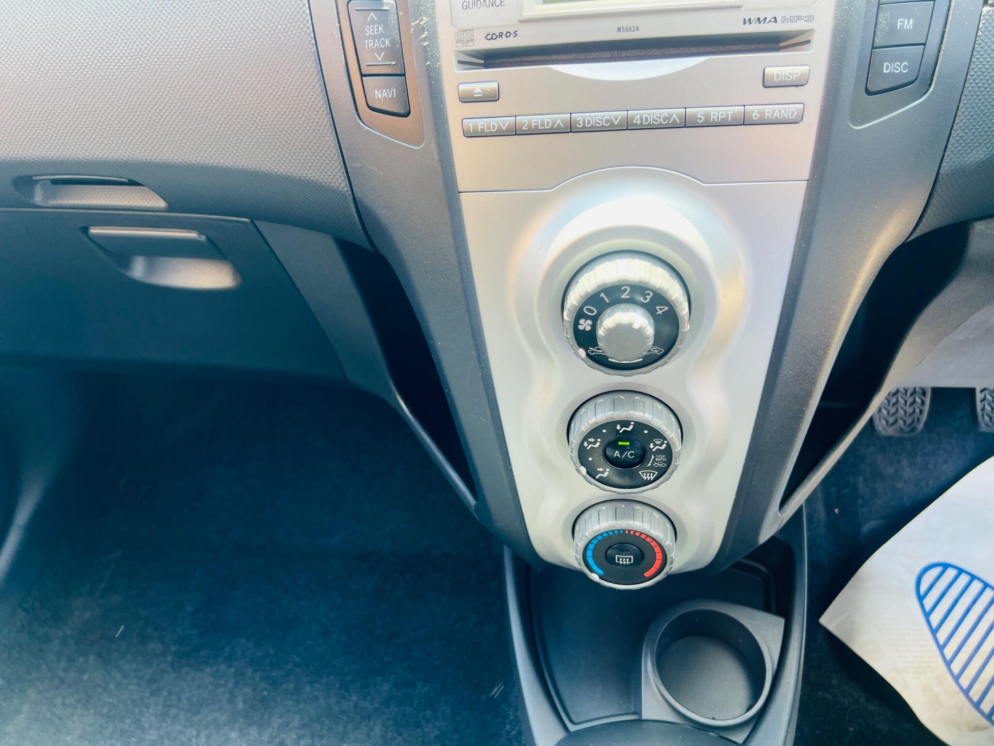 Toyota Yaris view 30