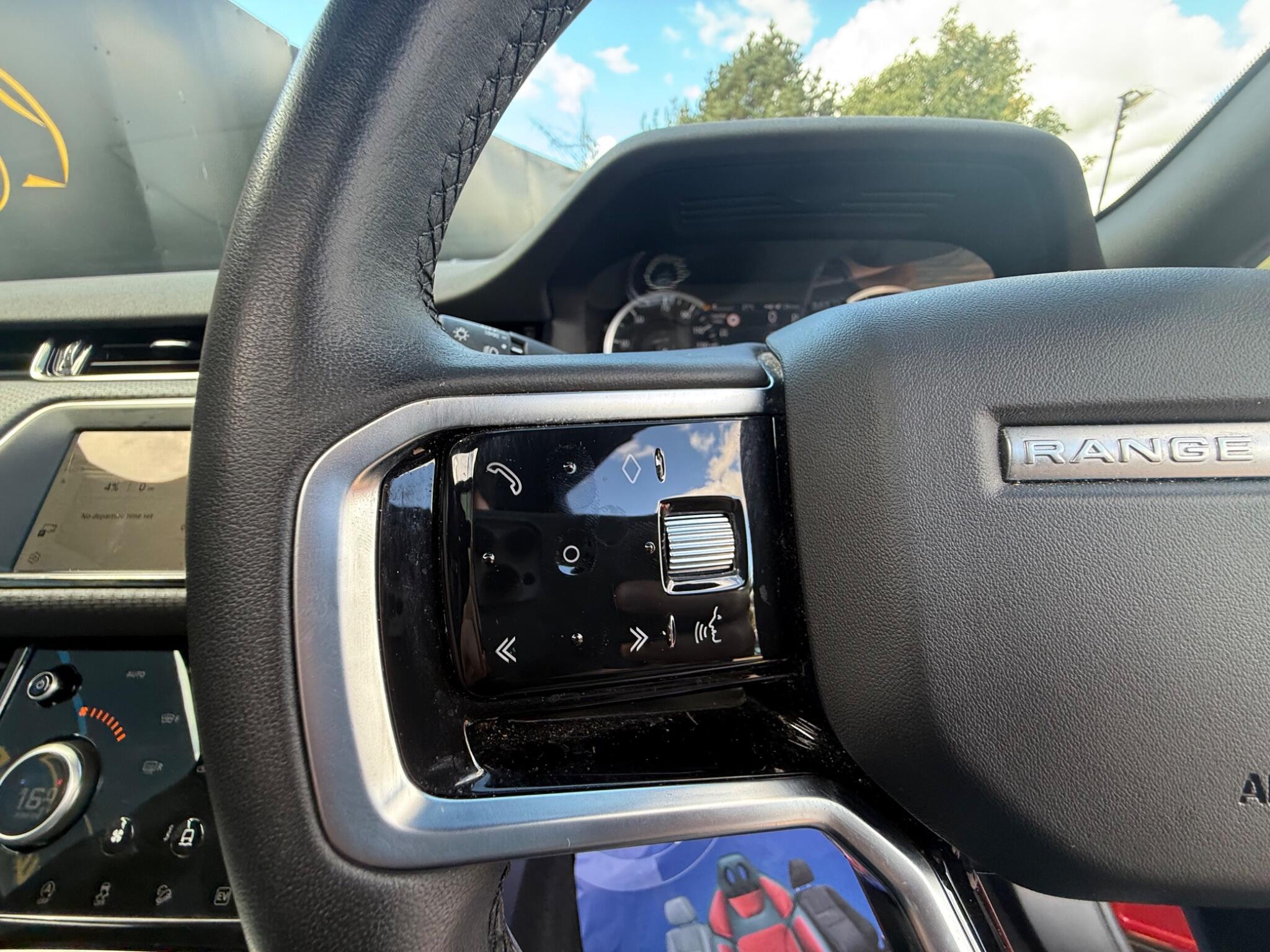 Land Rover Range Rover Evoque view 27
