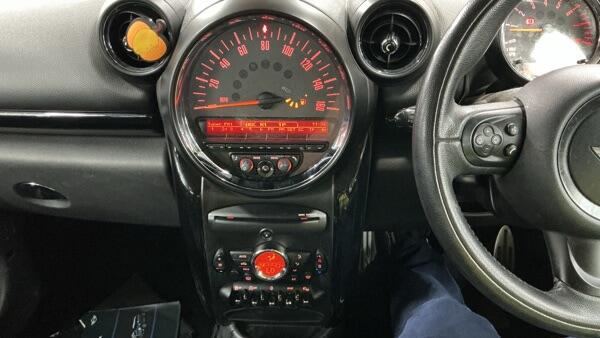 Mini Countryman view 11