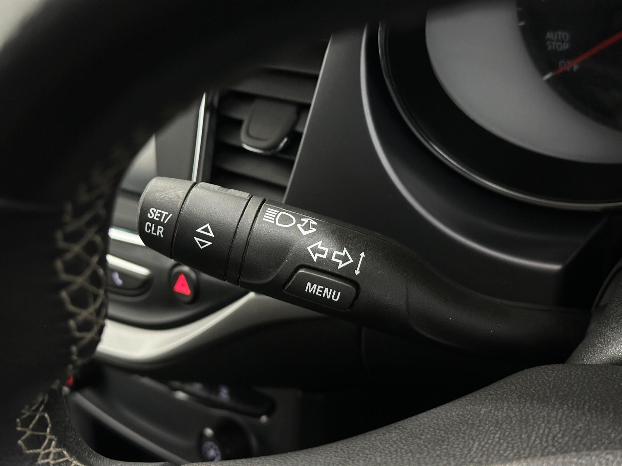 Vauxhall Astra view 14