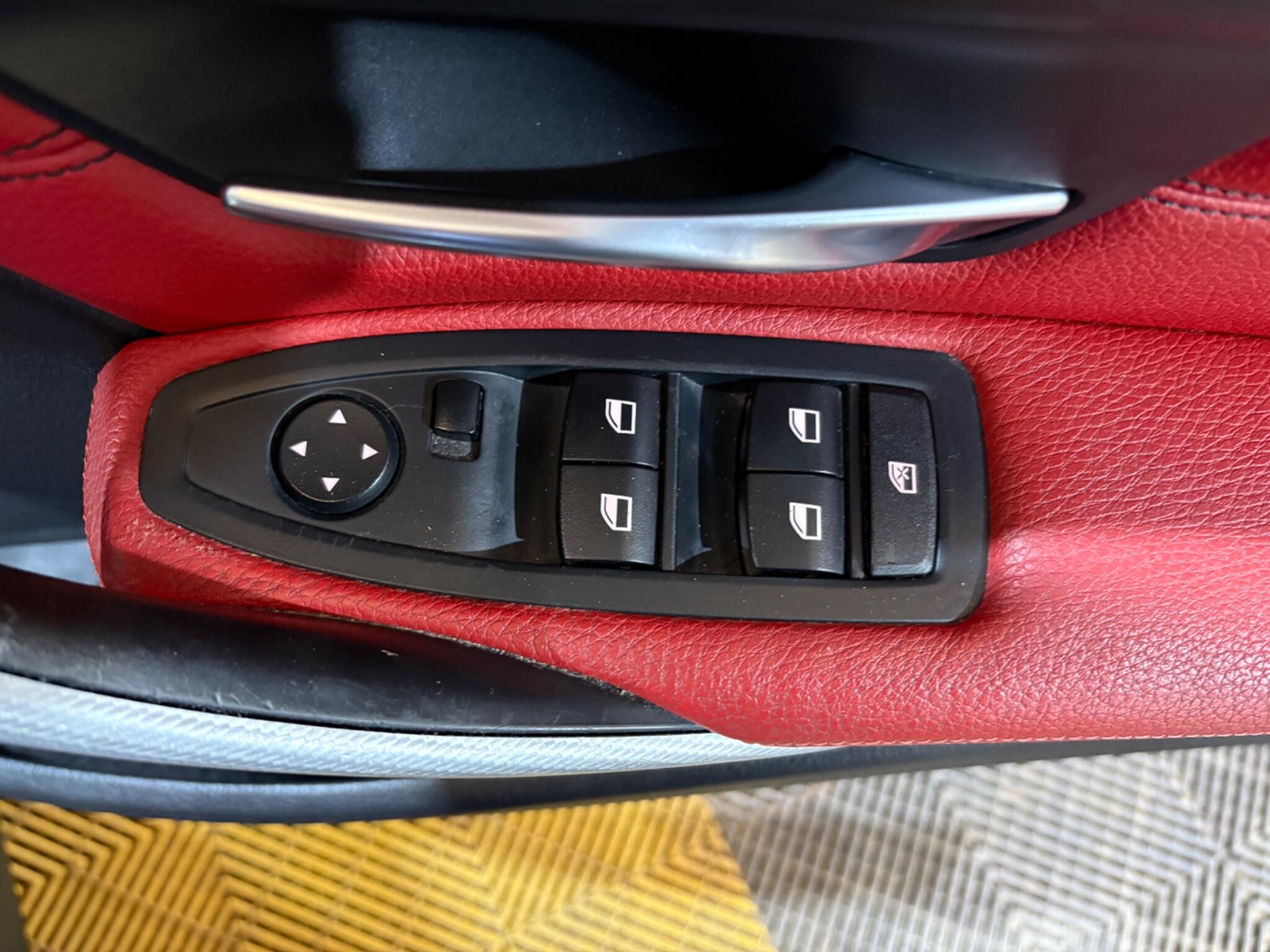 BMW 3 Series view 45