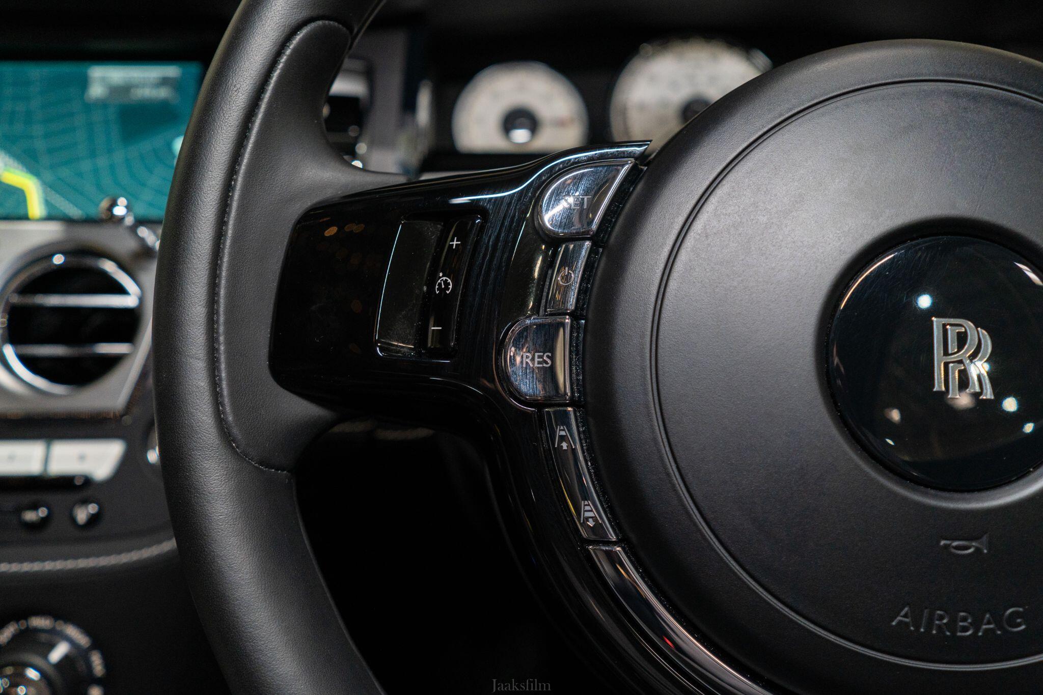 Rolls-Royce Wraith view 33