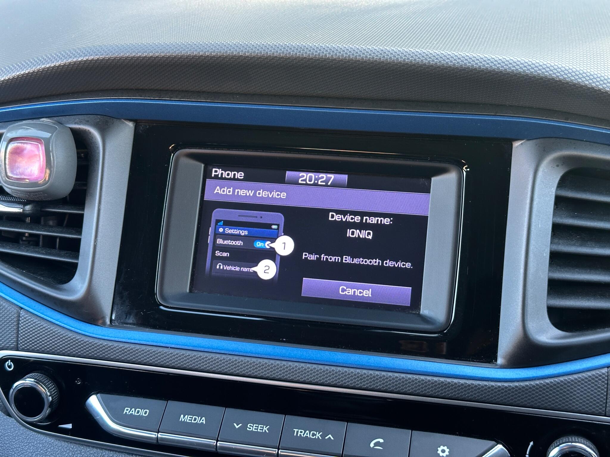 Hyundai Ioniq view 32