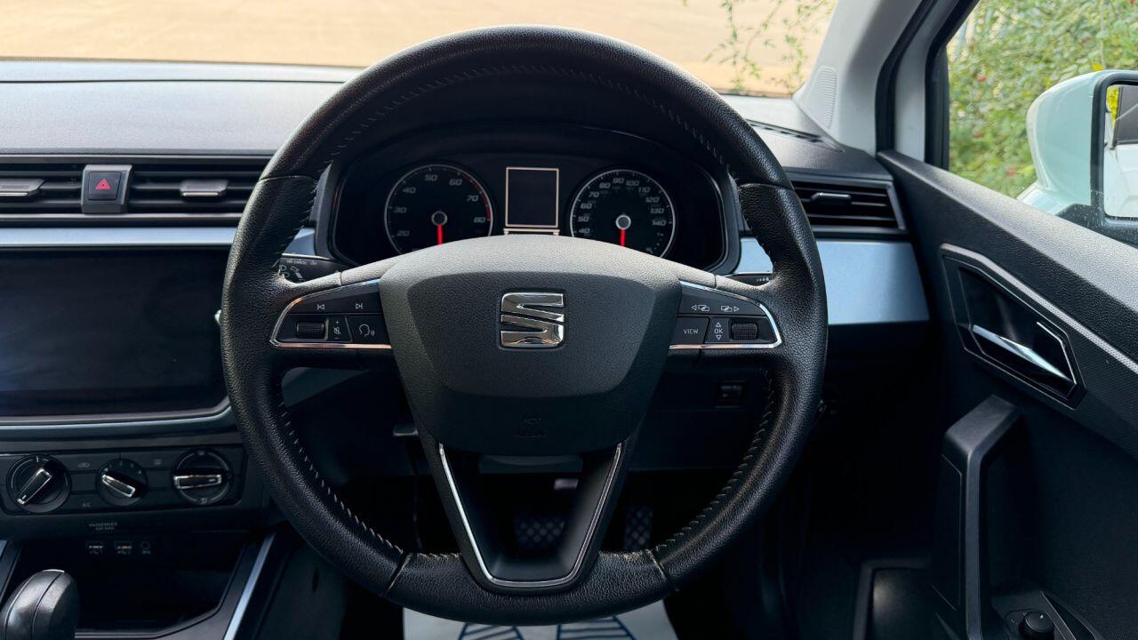 Seat Arona view 16