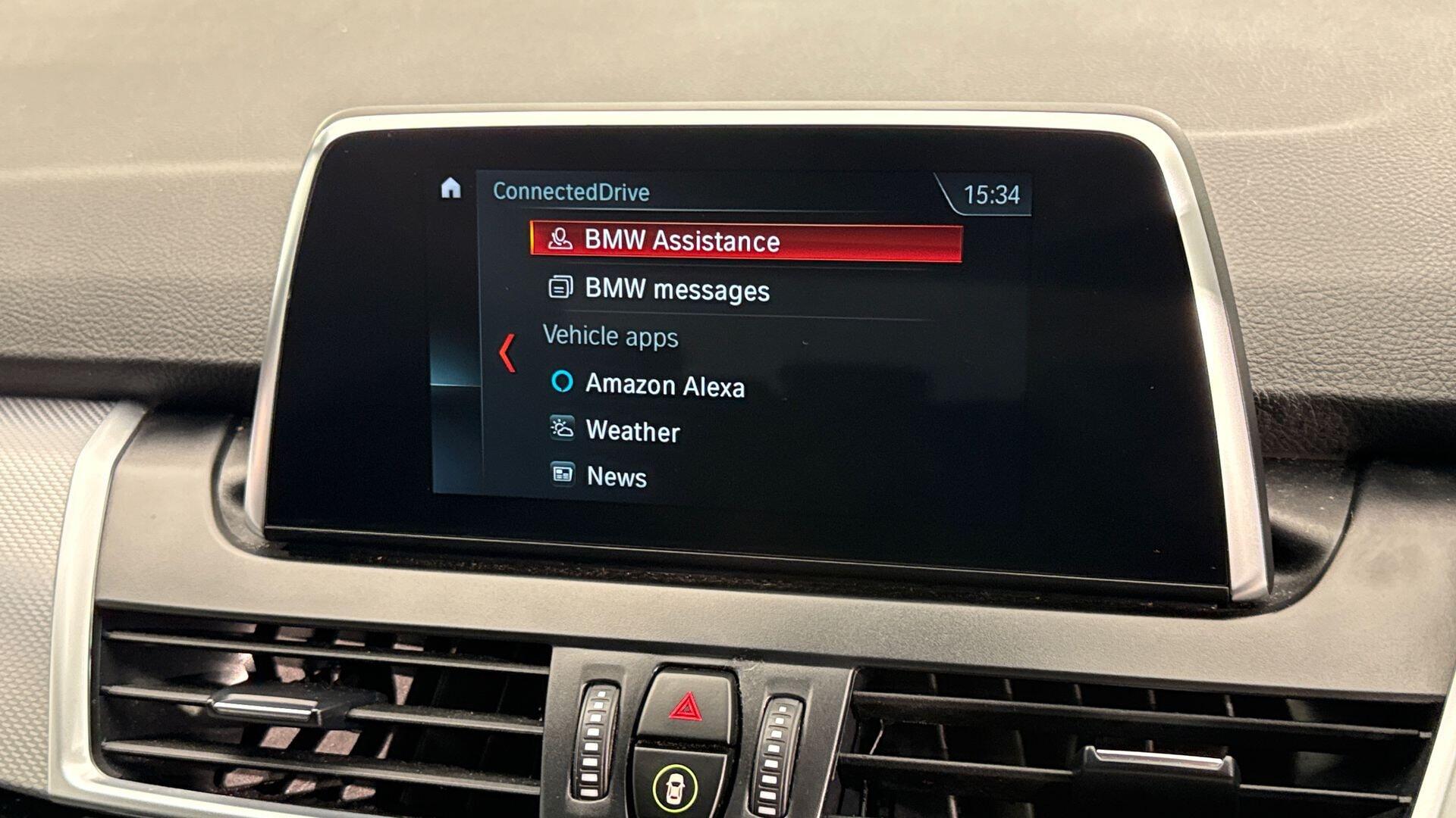 BMW 2 Series view 26