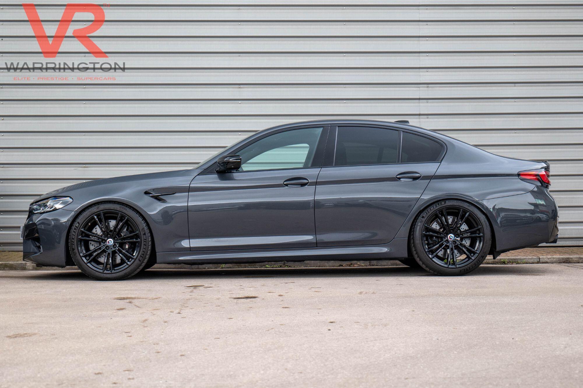 BMW M5 view 7