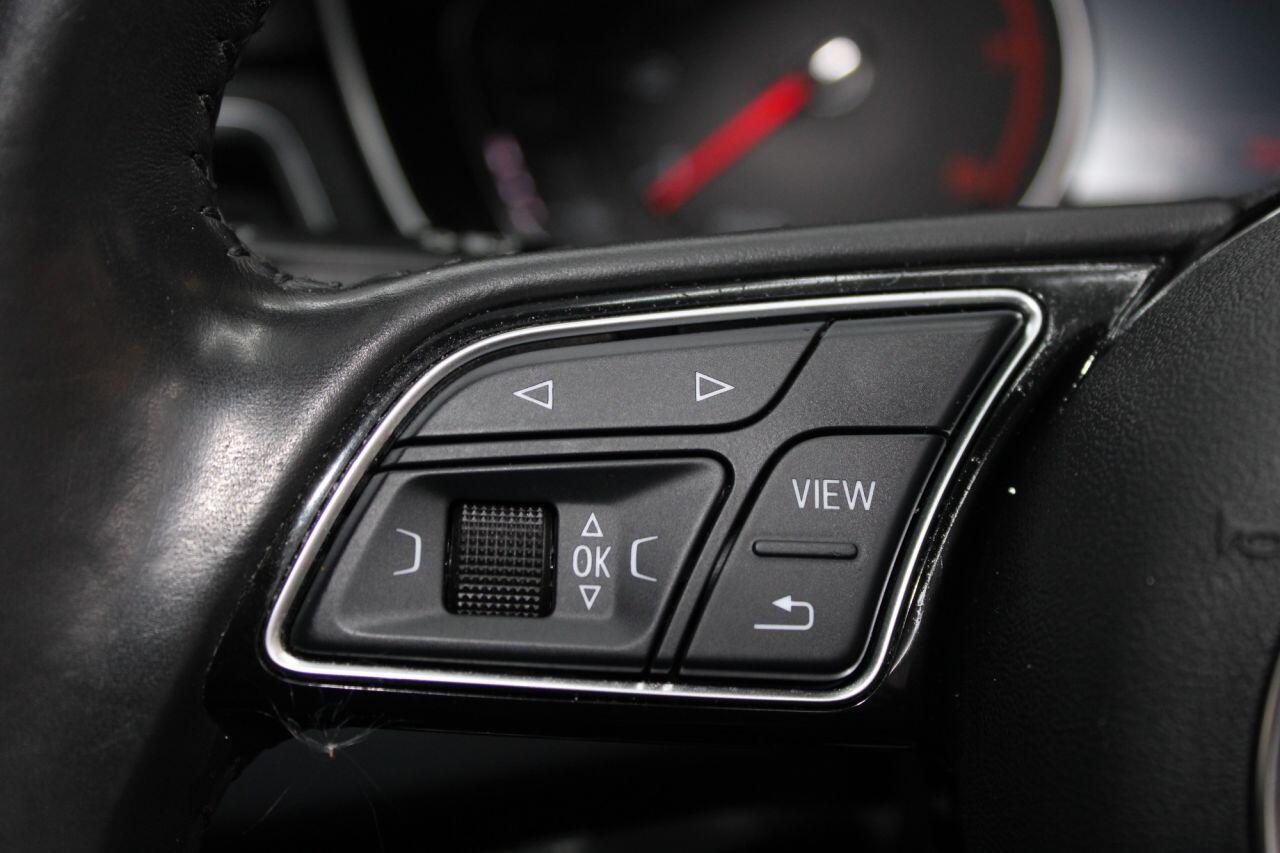 Audi A4 view 18