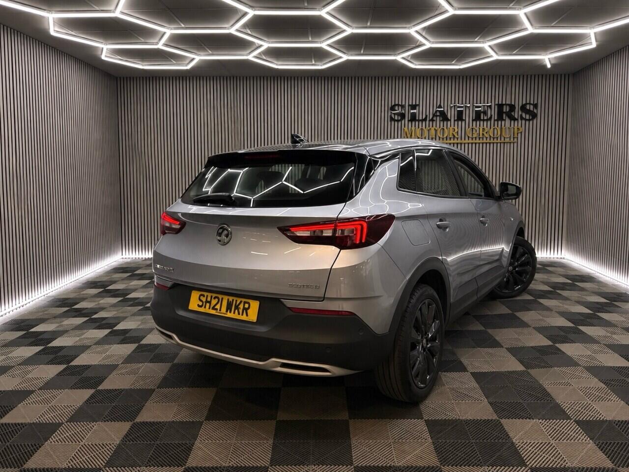 Vauxhall Grandland X view 30
