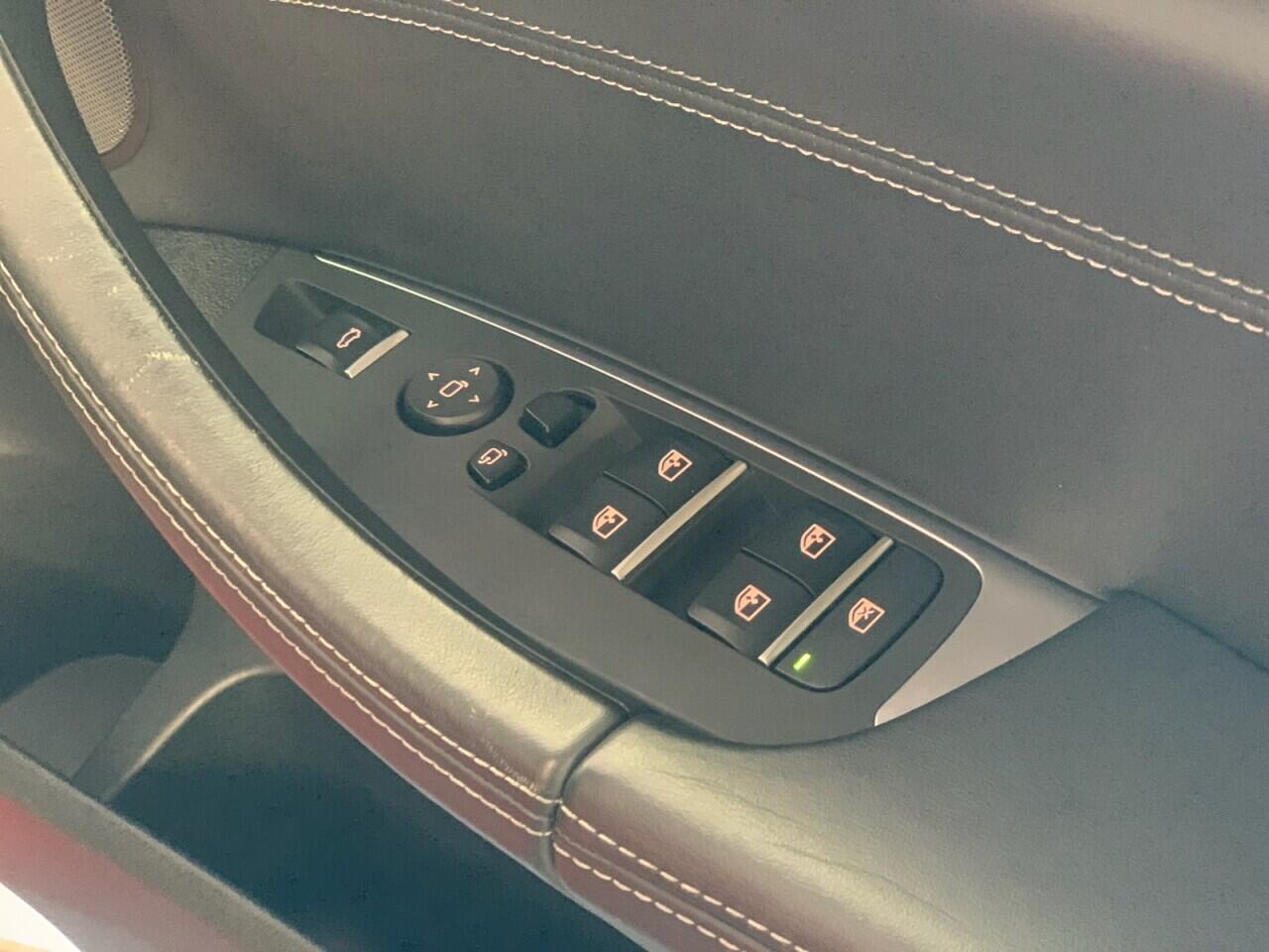 BMW X4 M view 40