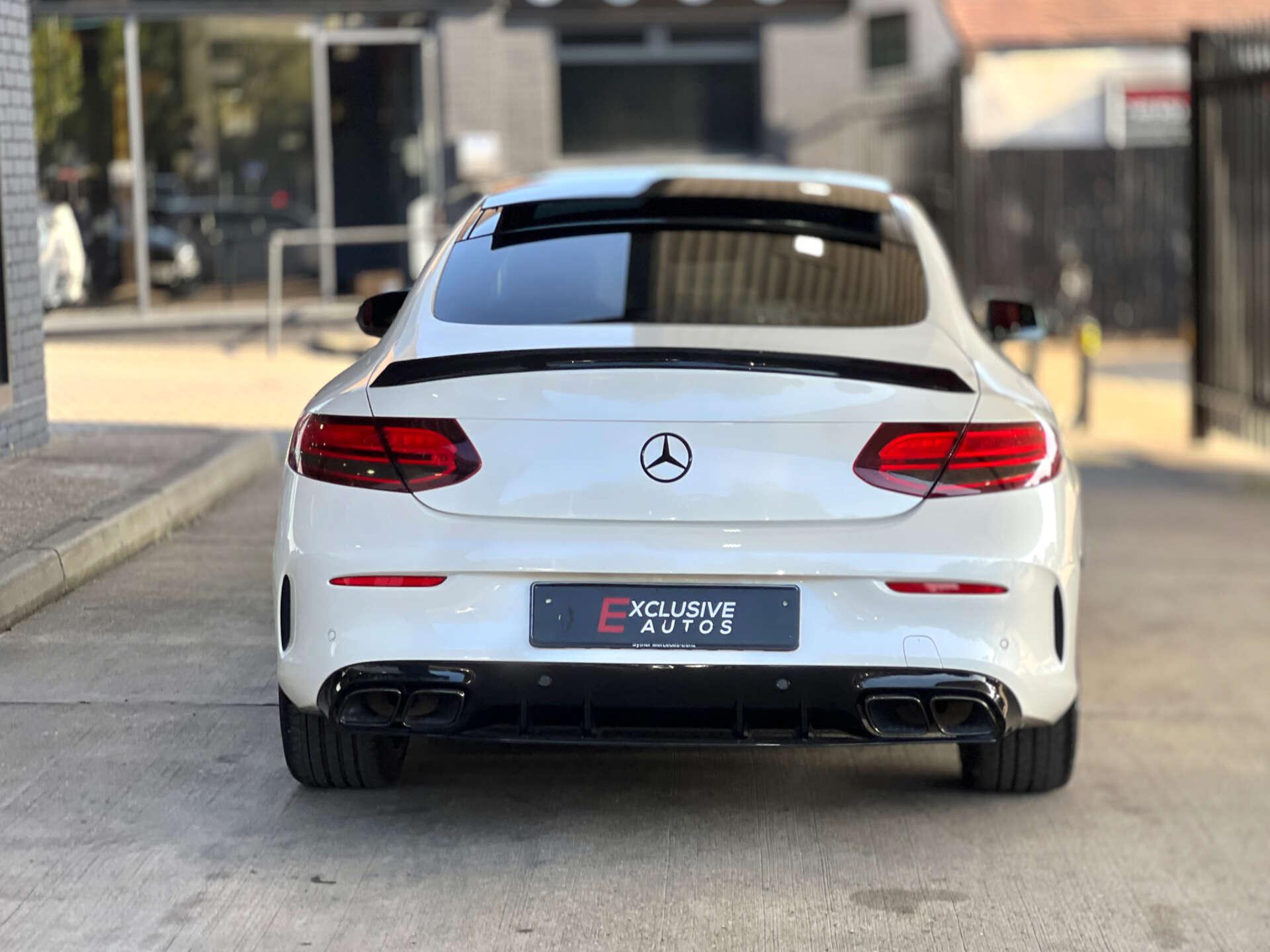 Mercedes-Benz C-Class view 29