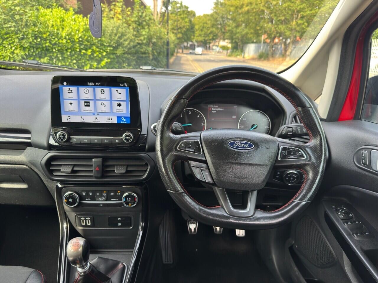 Ford Ecosport view 11