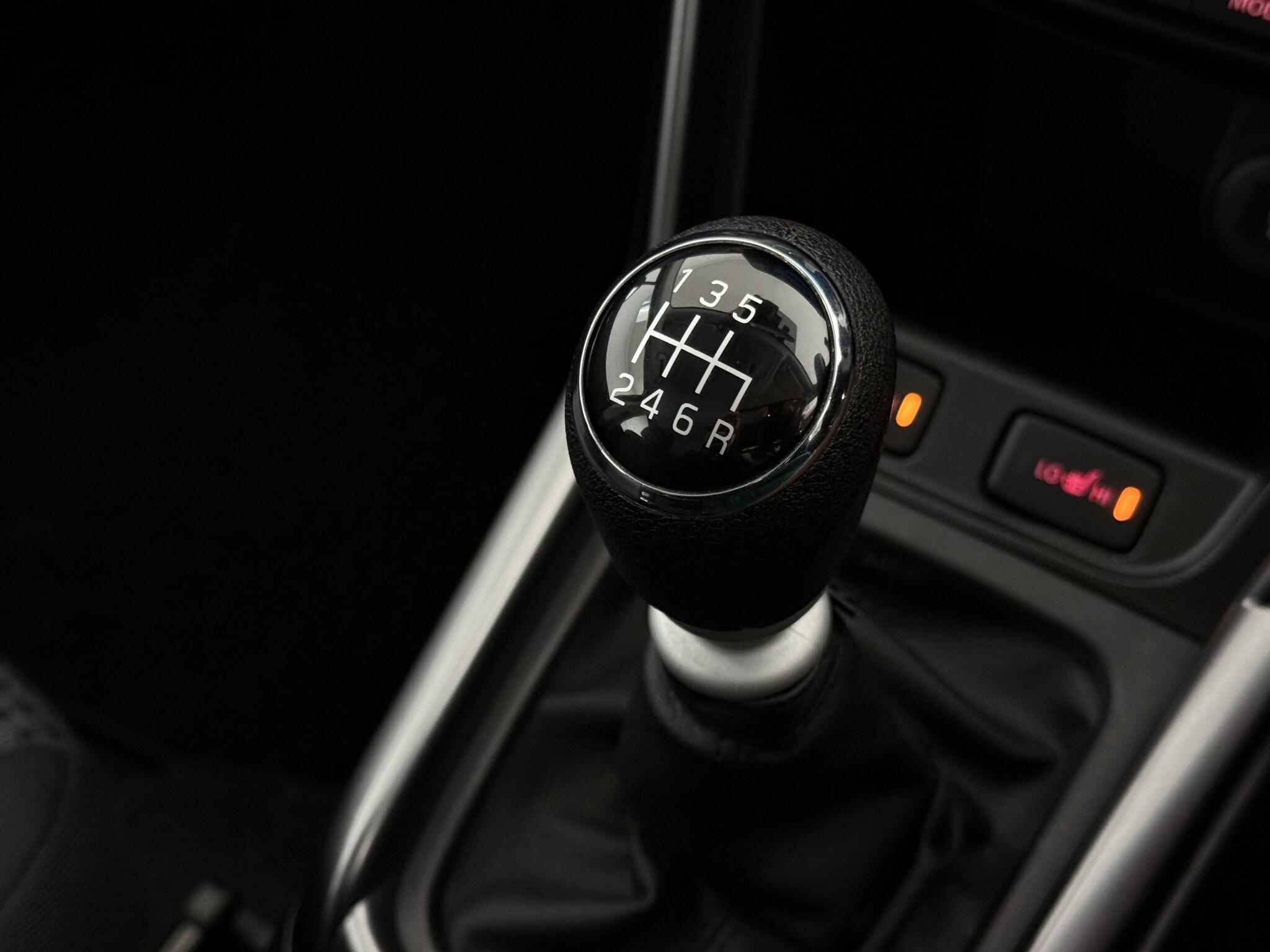 Suzuki S-Cross view 31