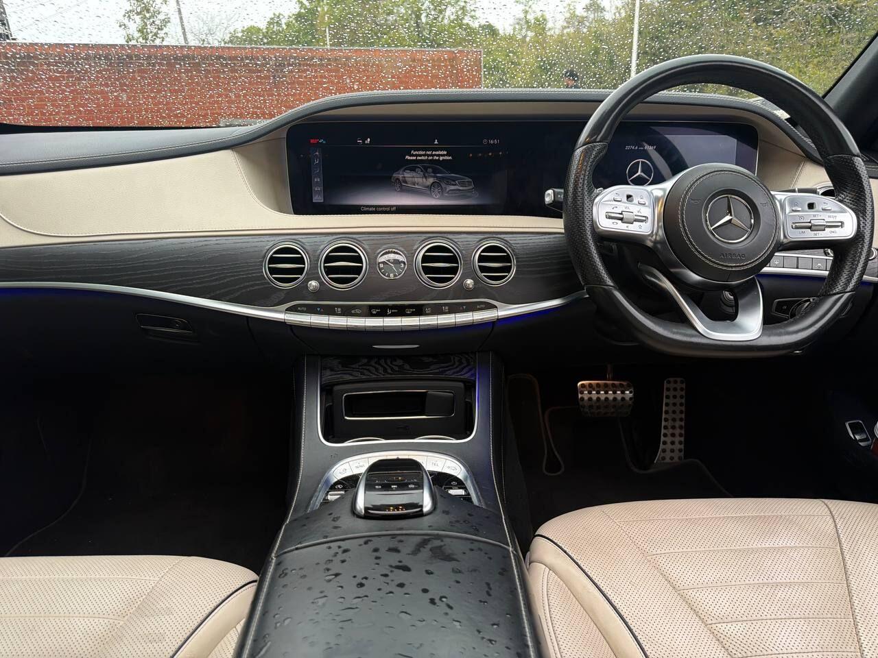 Mercedes-Benz S-Class view 29