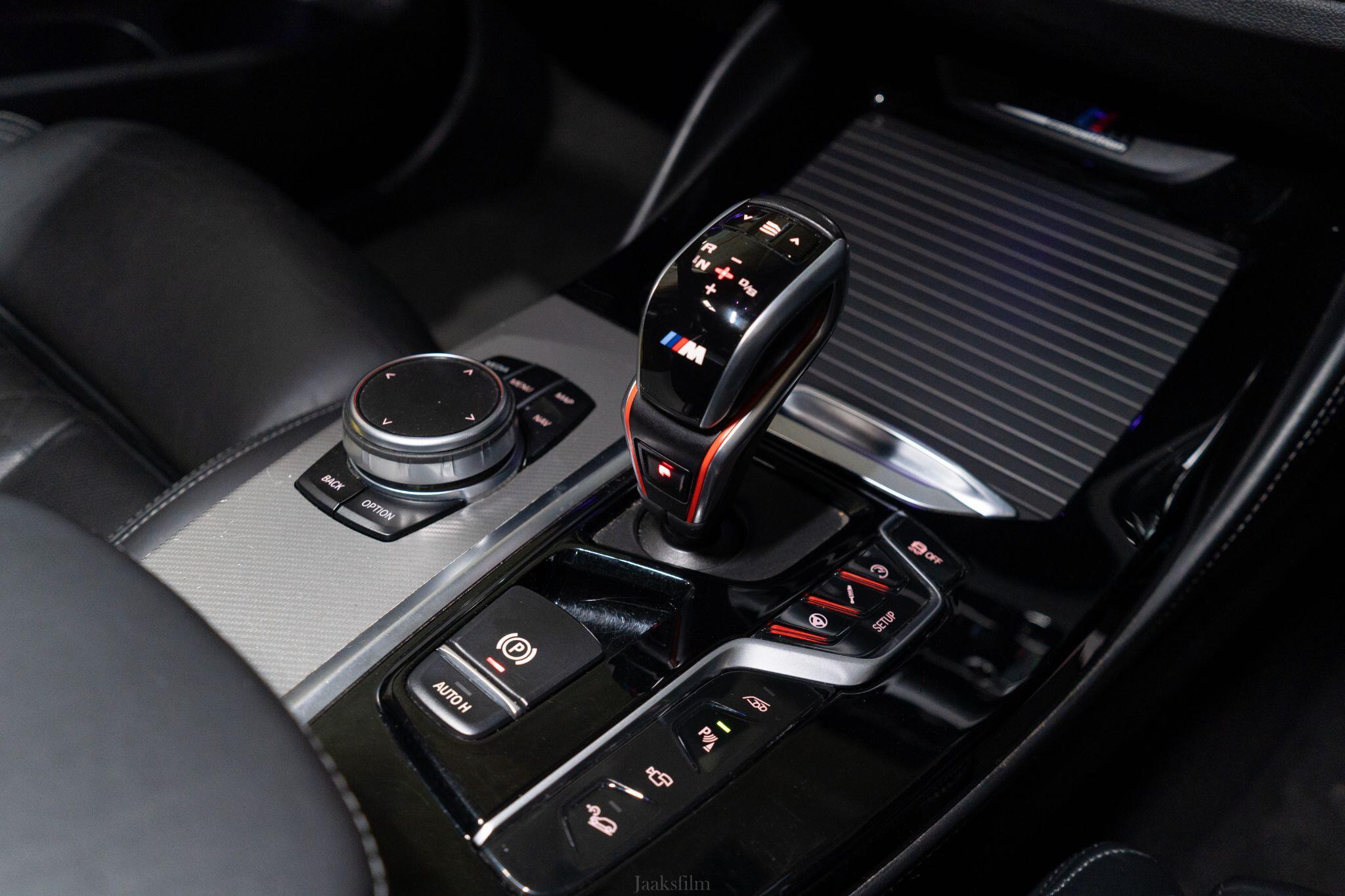 BMW X4 M view 29