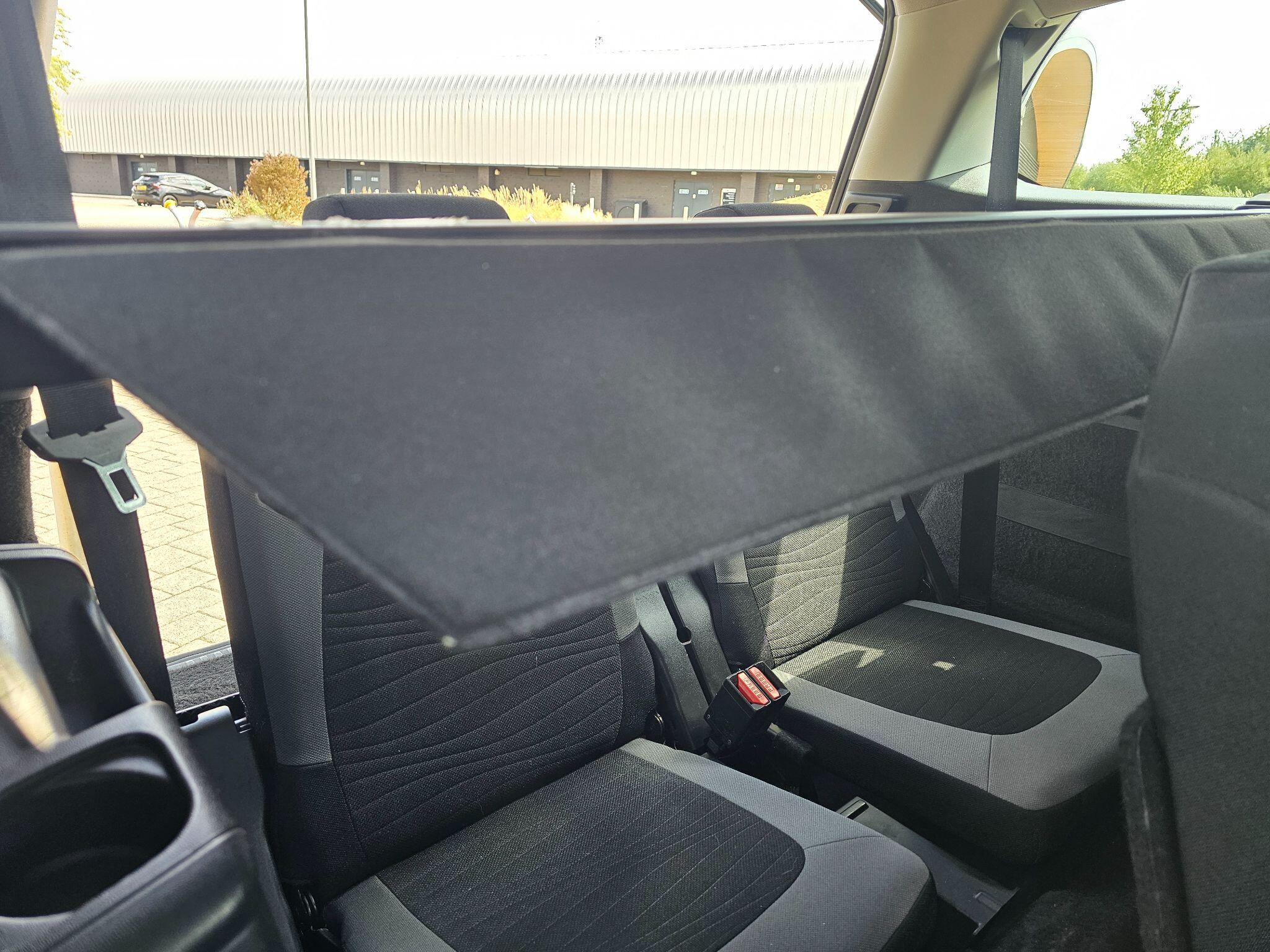 Citroen Grand C4 Picasso view 25
