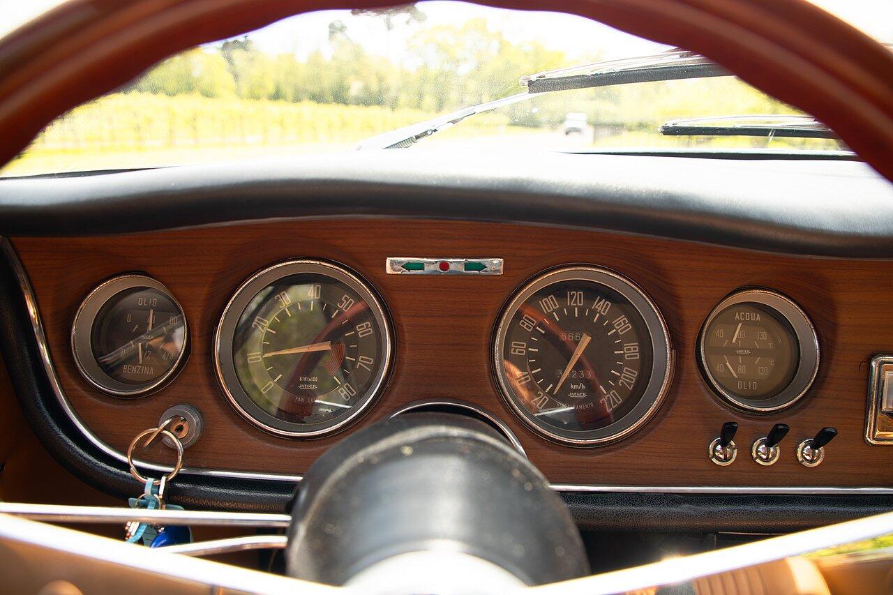 Alfa Romeo Giulia view 48