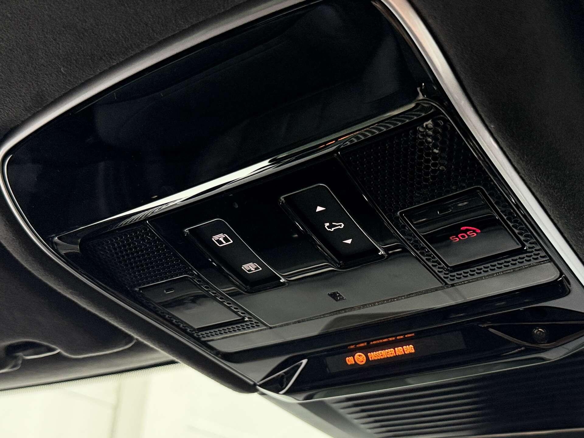 Land Rover Range Rover Sport view 35