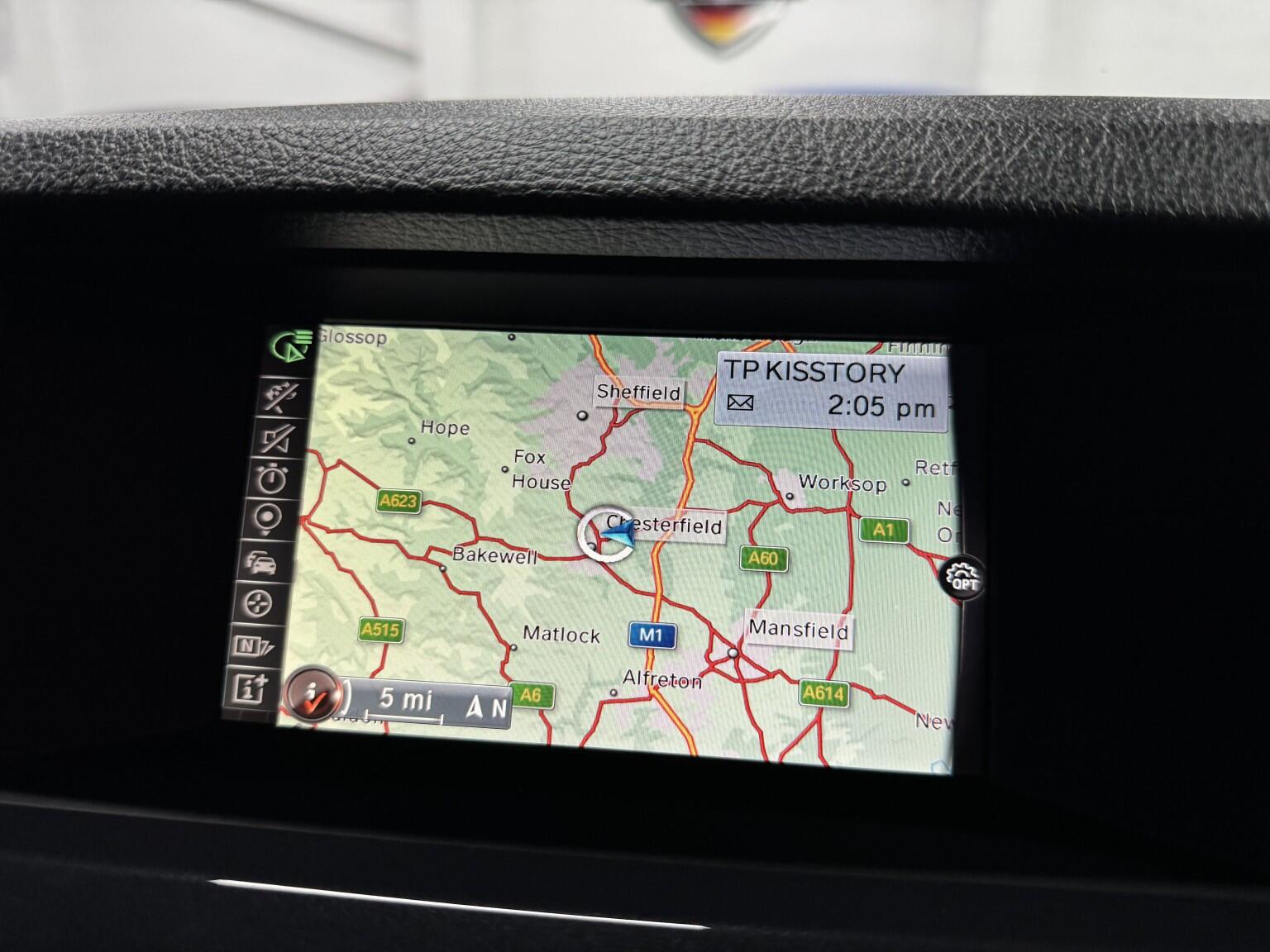 BMW 5 Series view 16