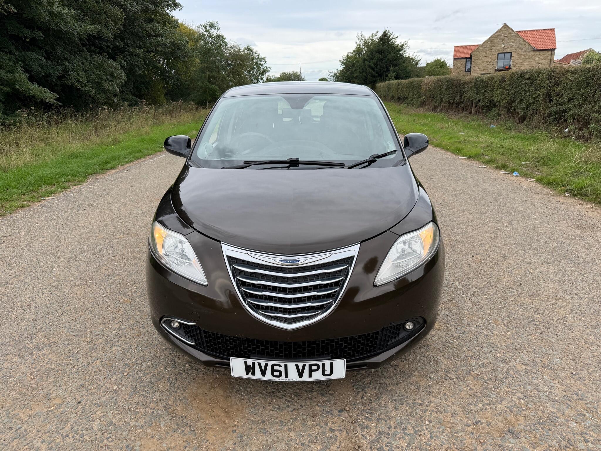 Chrysler Ypsilon view 7