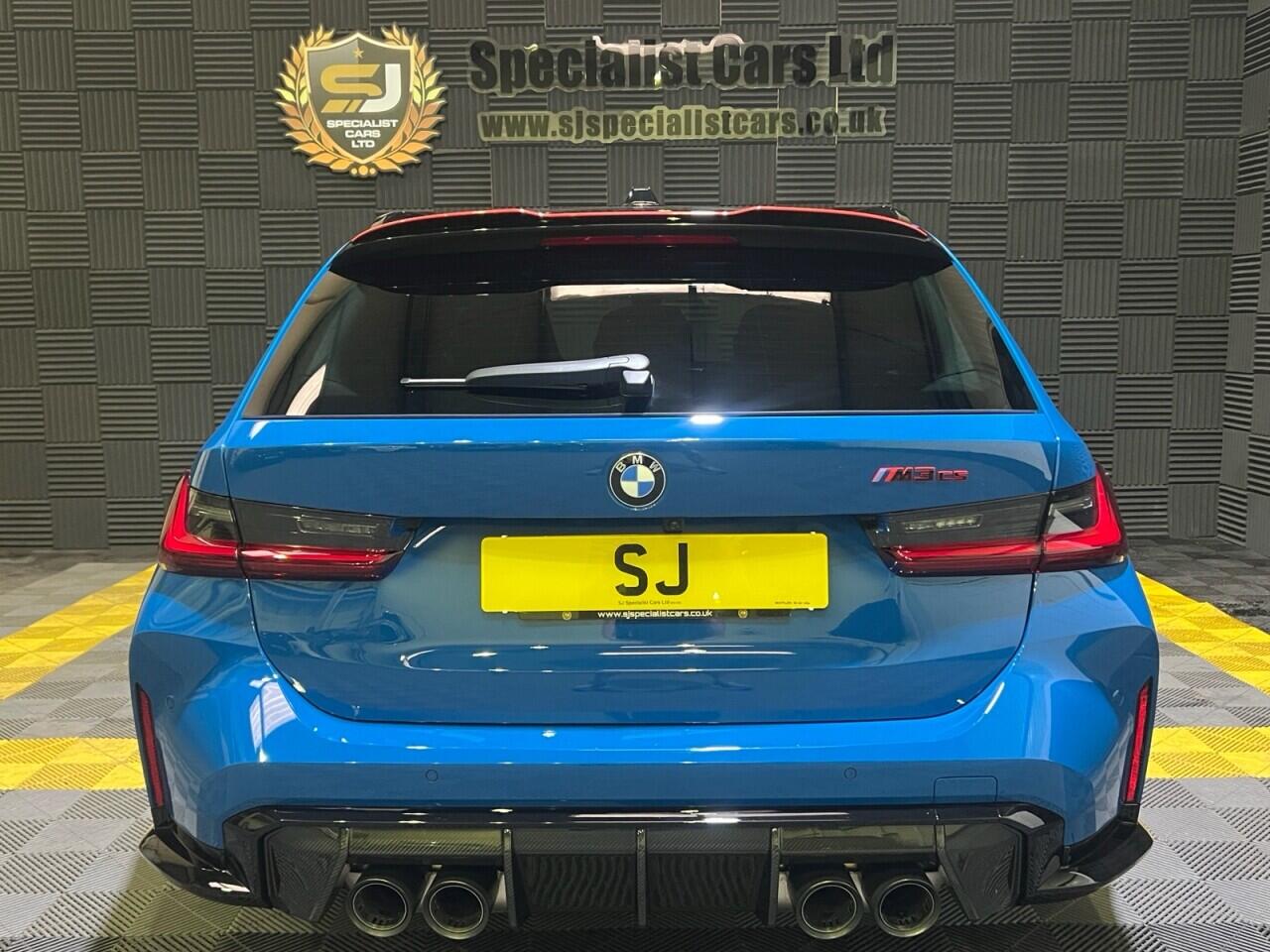 BMW M3 view 3