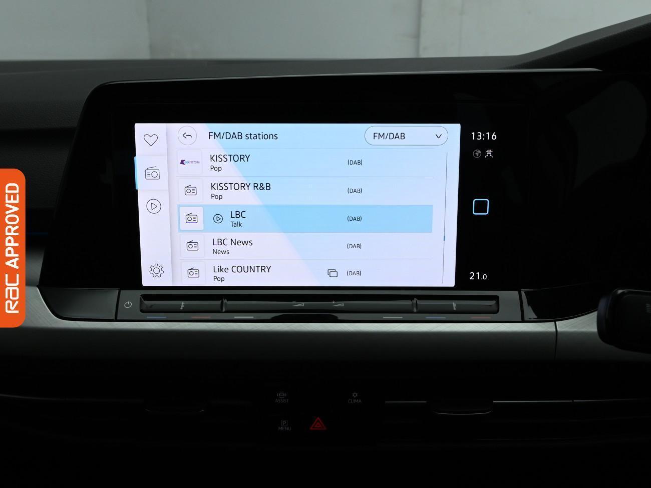 Volkswagen Golf view 14