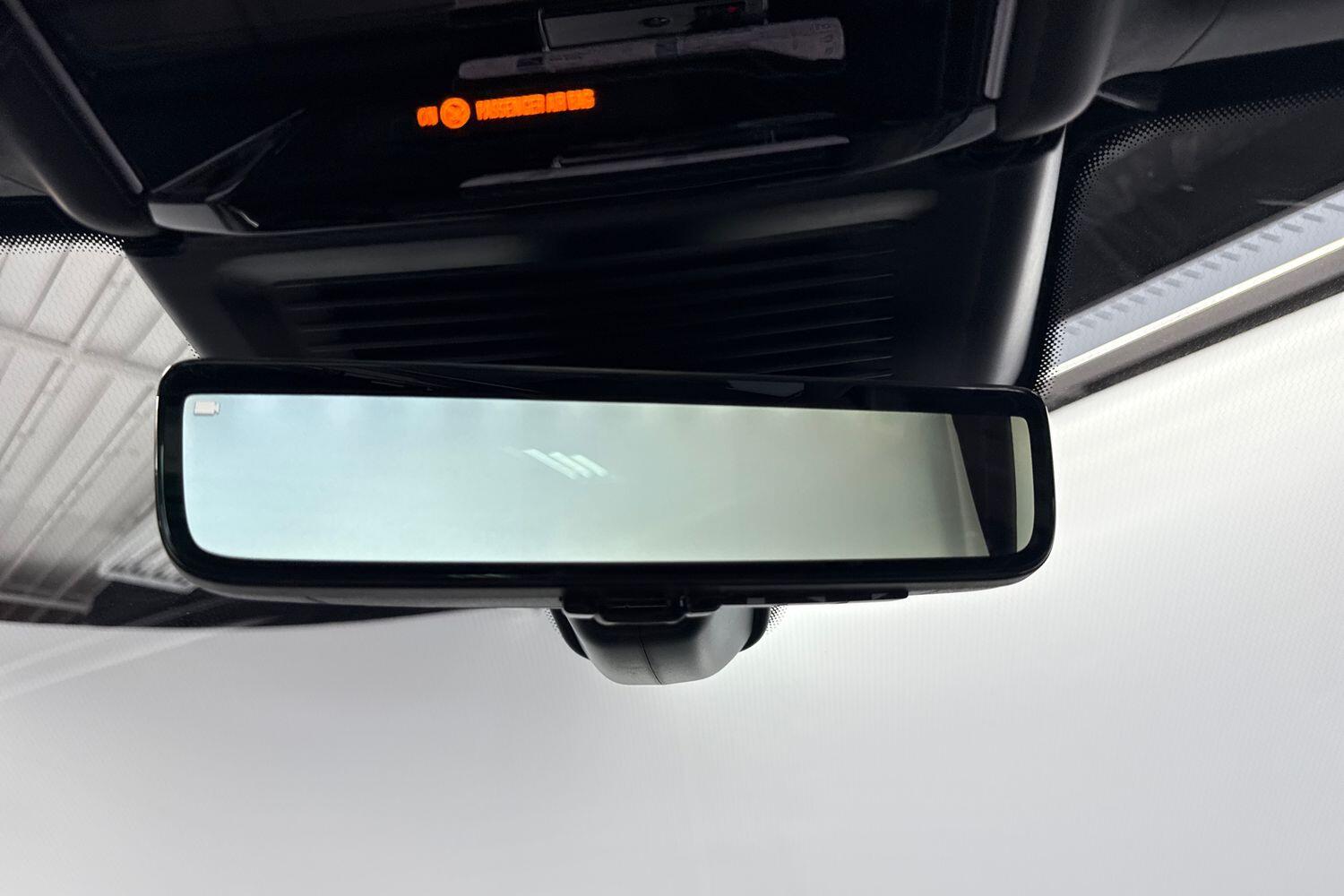 Land Rover Range Rover view 14