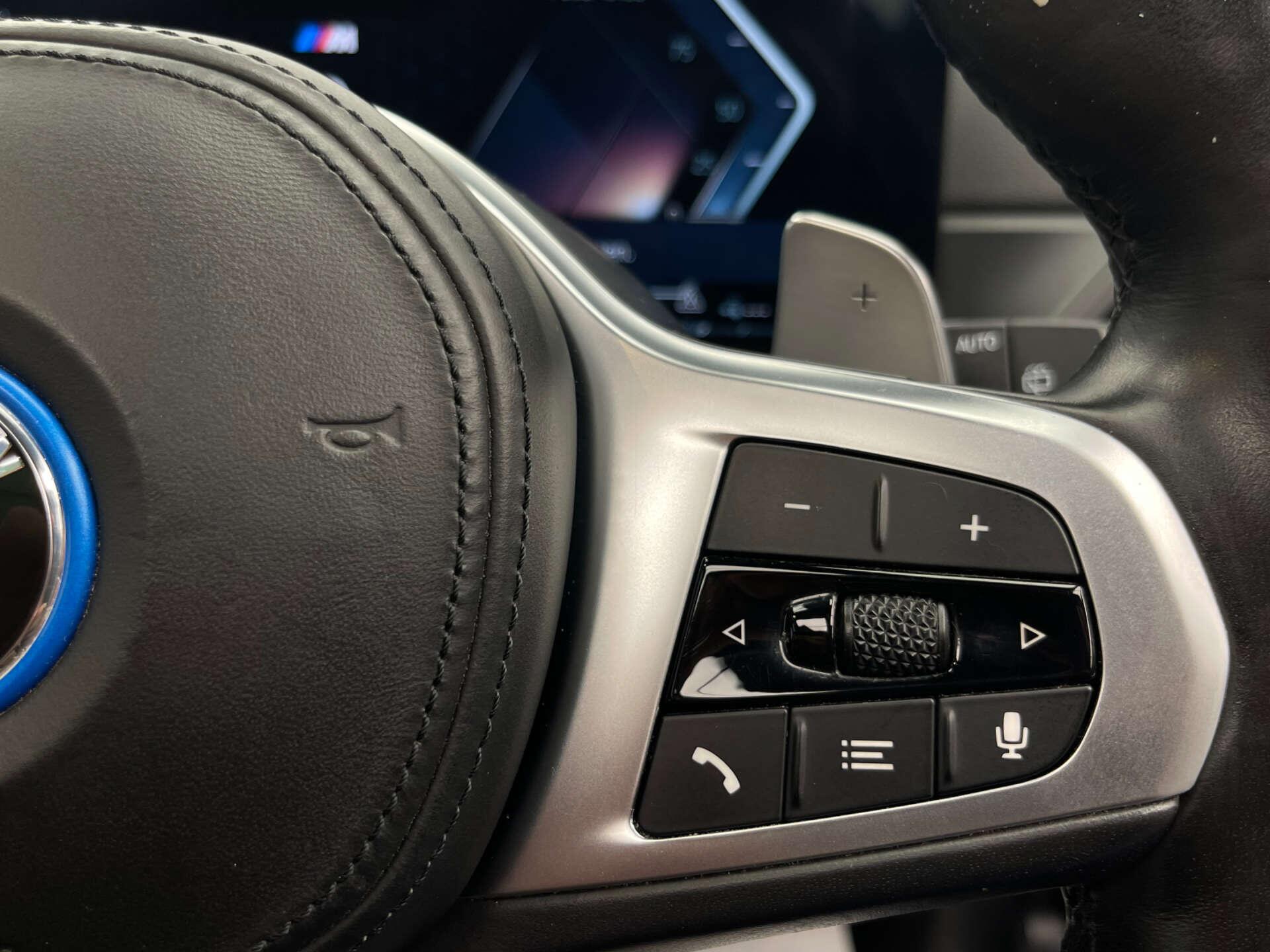 BMW 3 Series view 20