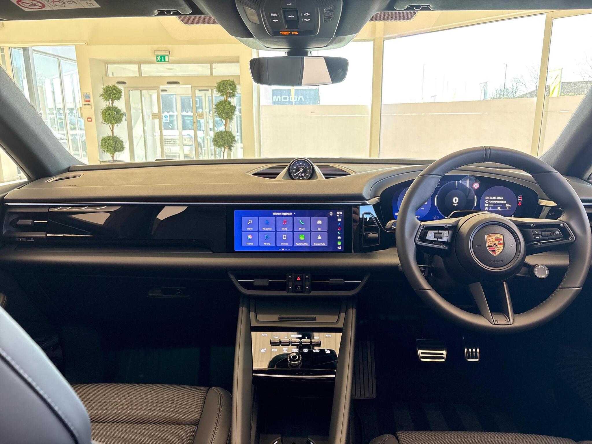 Porsche Macan view 27