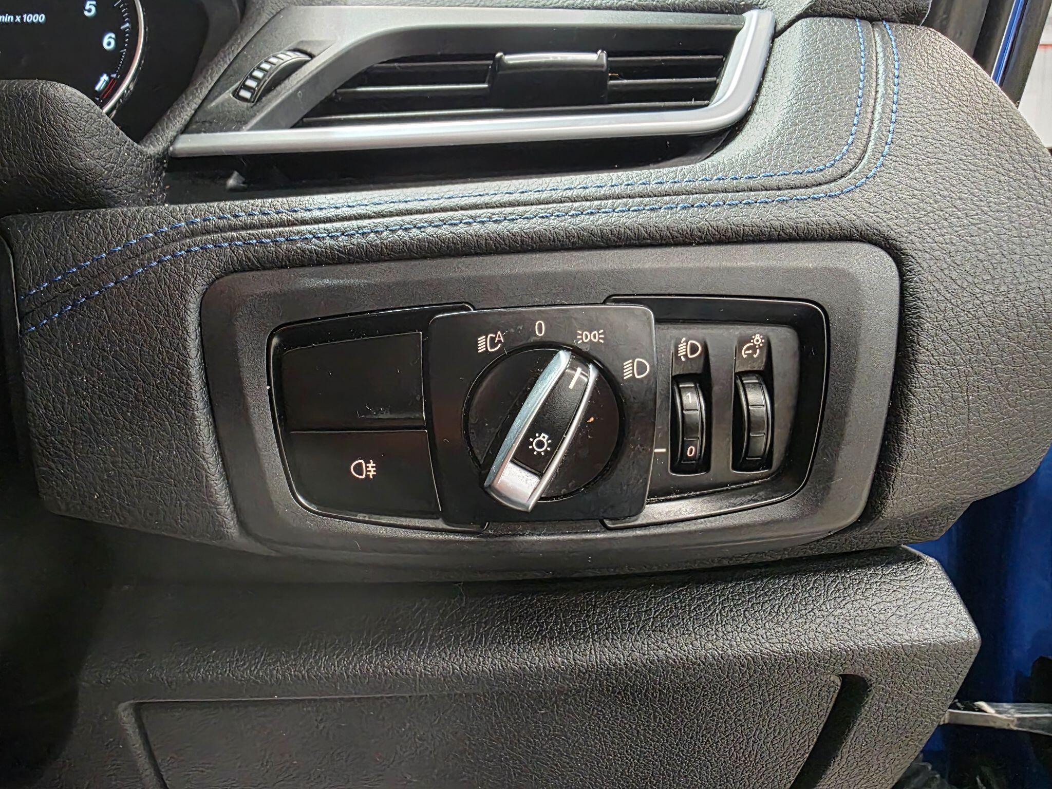 BMW 2 Series Active Tourer view 17