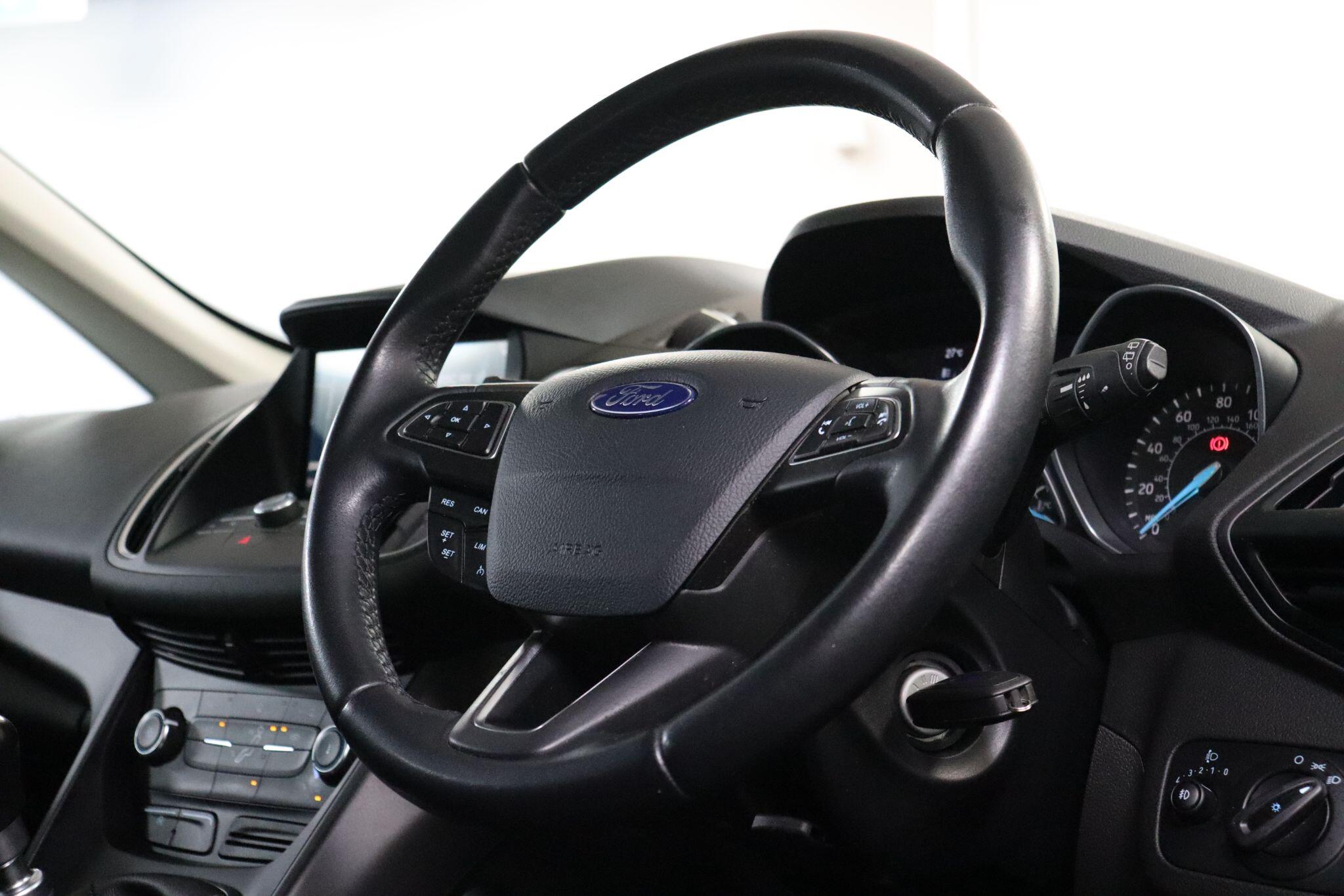 Ford C-Max view 23
