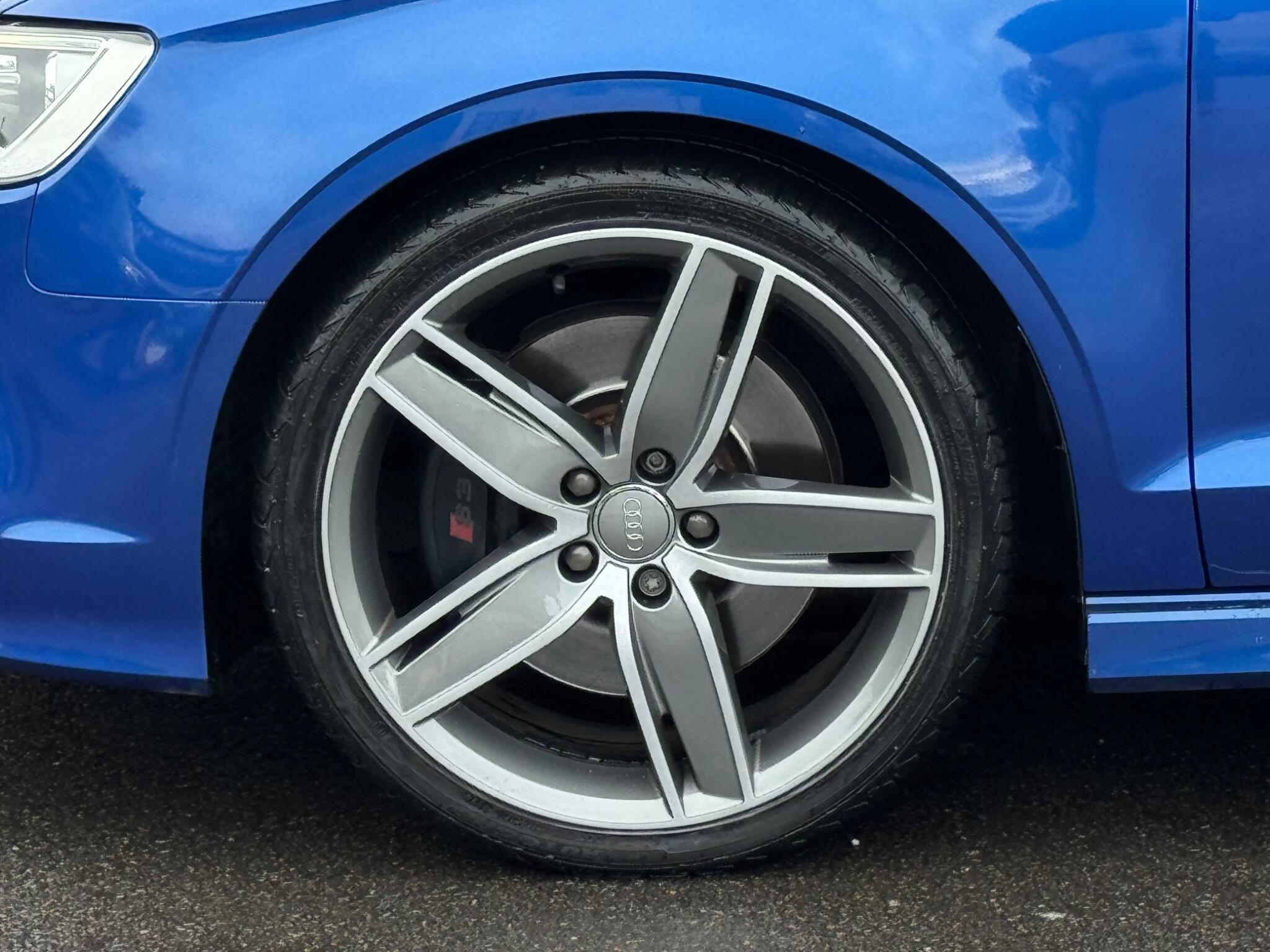 Audi Cabriolet view 35