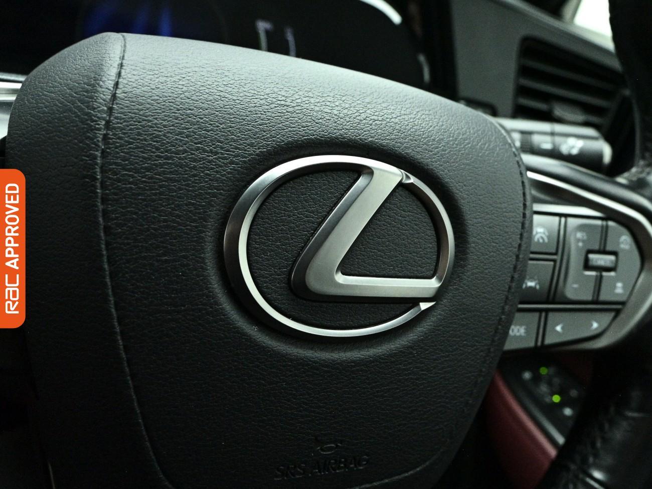 Lexus NX view 24