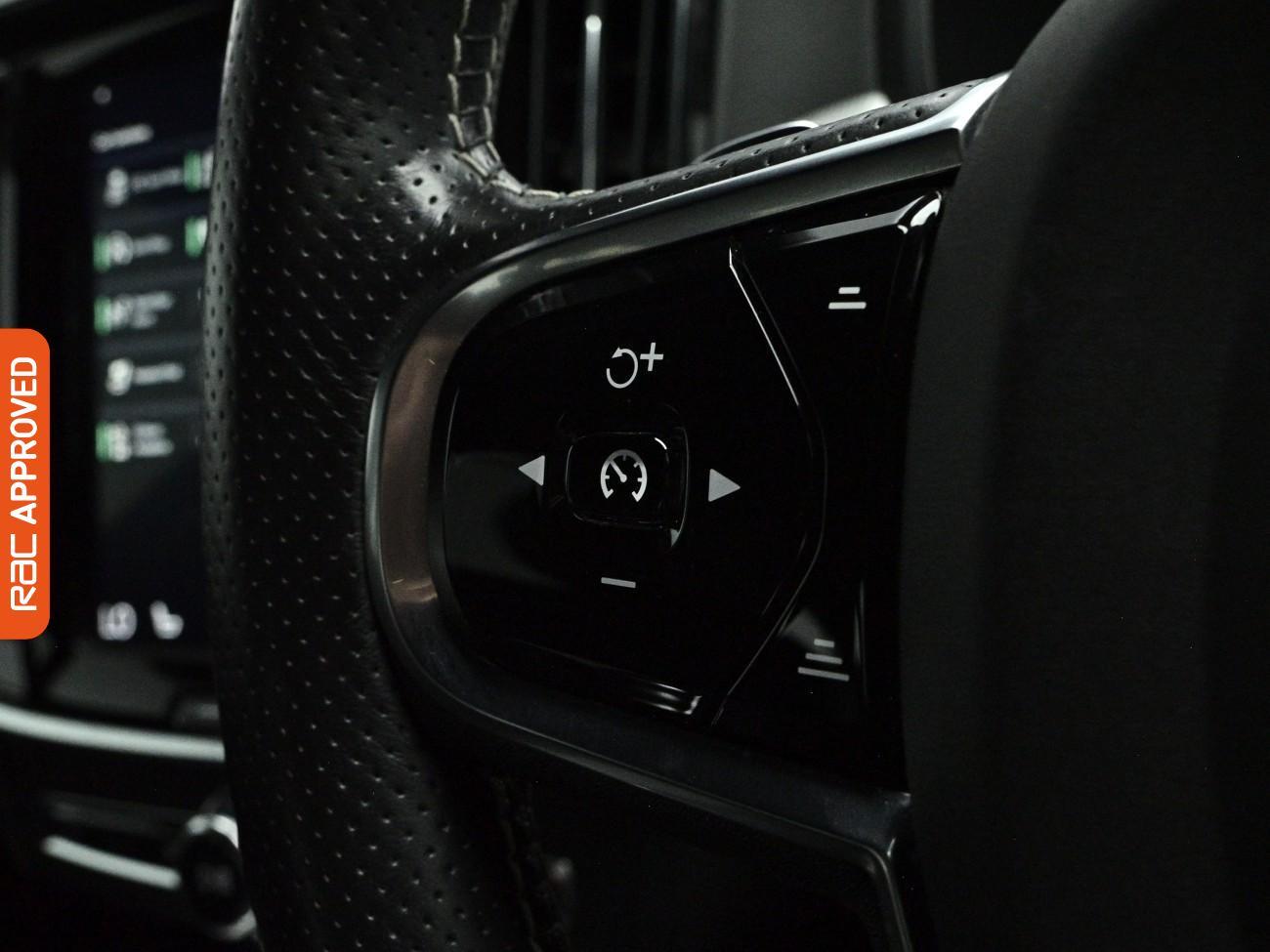 Volvo S90 view 24