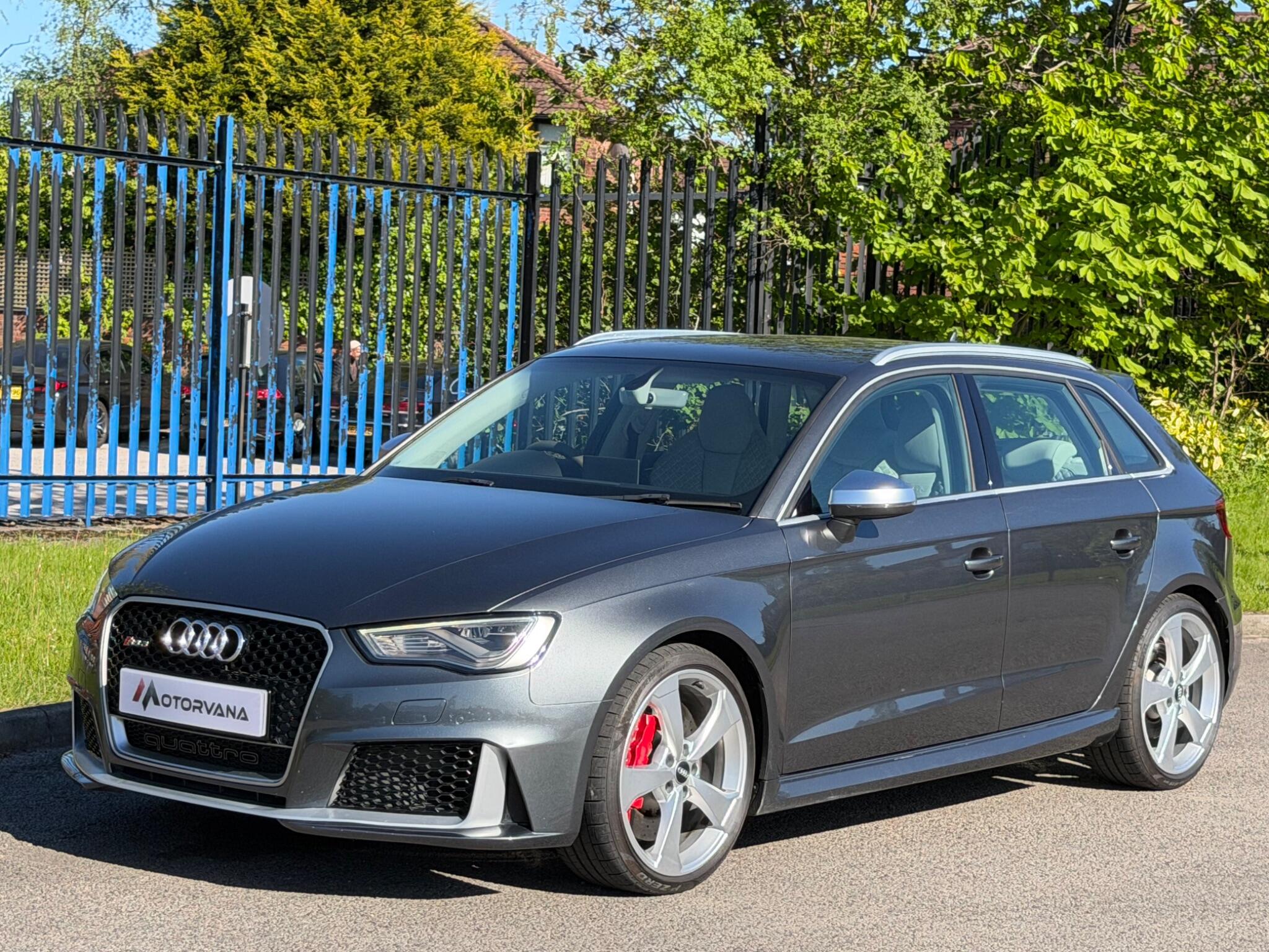 Audi RS3 view 7