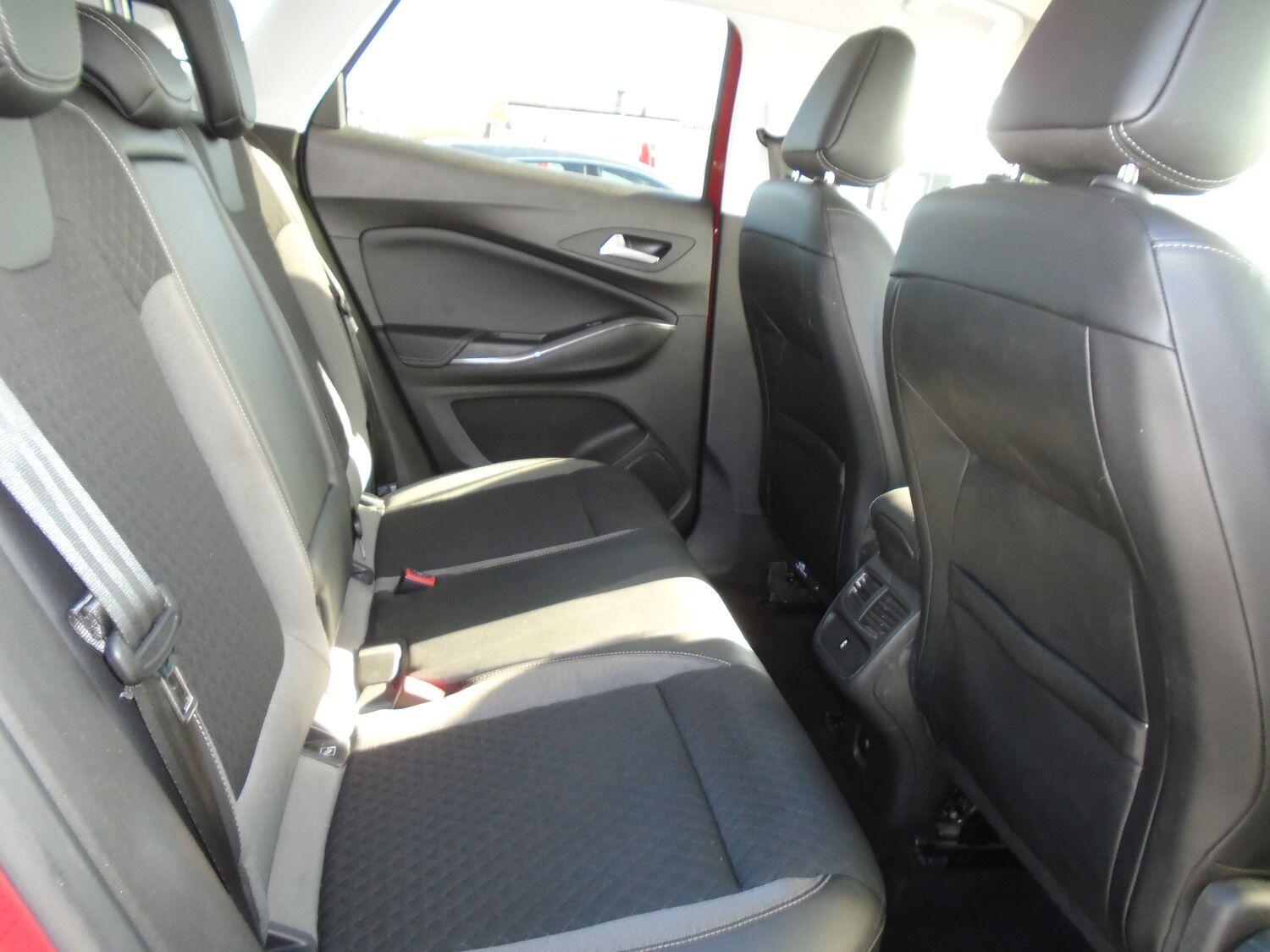 Vauxhall Grandland X view 10
