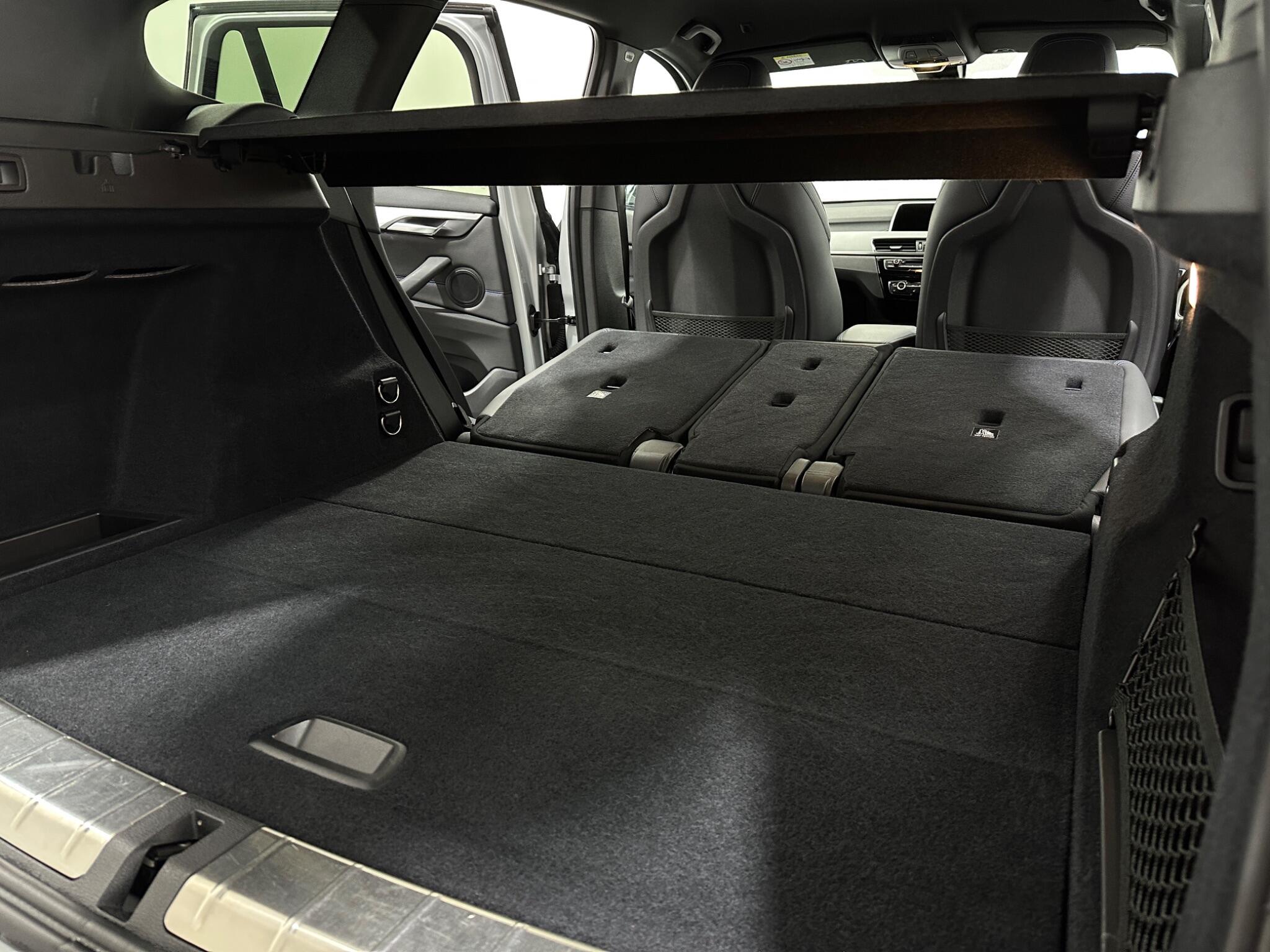 BMW X1 view 45