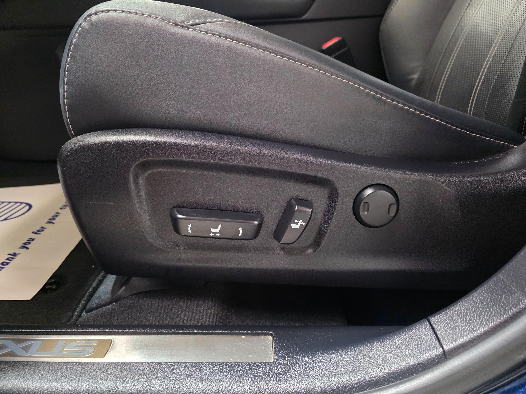 Lexus RX view 29
