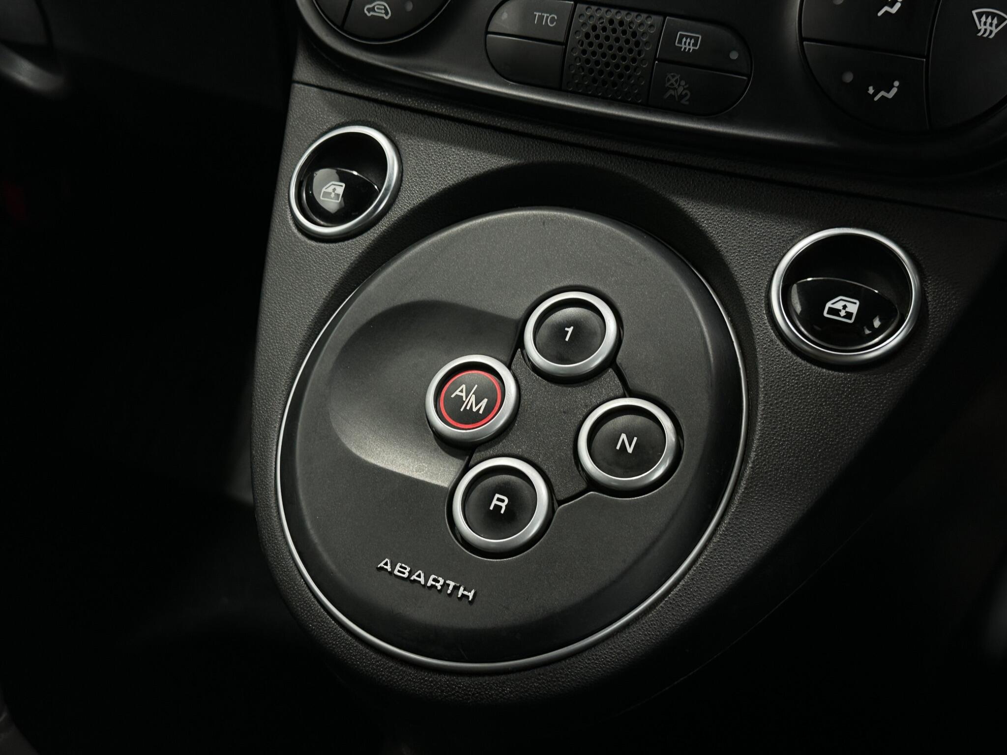 Abarth 595 view 20